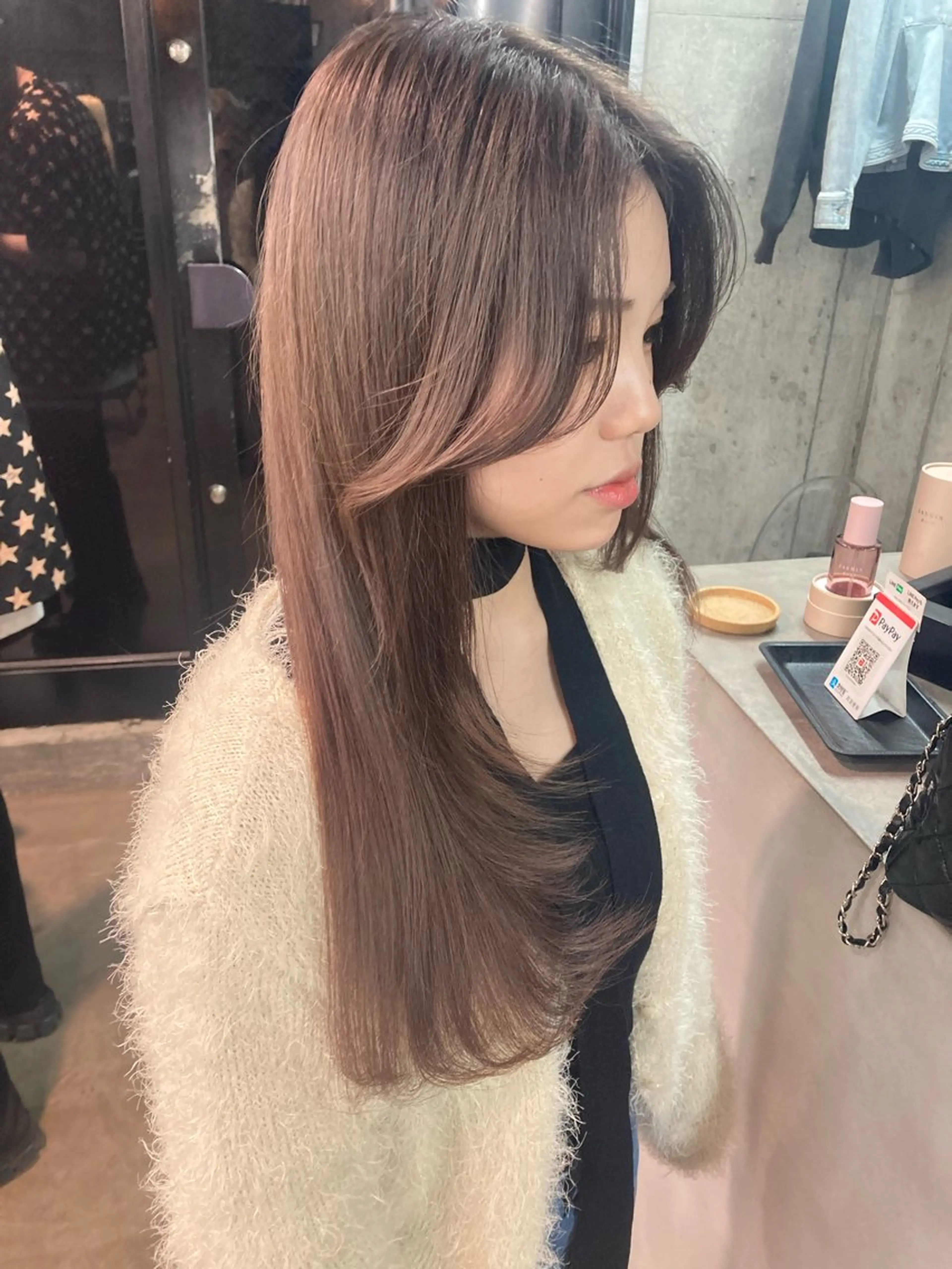 セミロング カラー ✨最安値✨エクステ カラー🌼つきな🌼のヘアスタイル