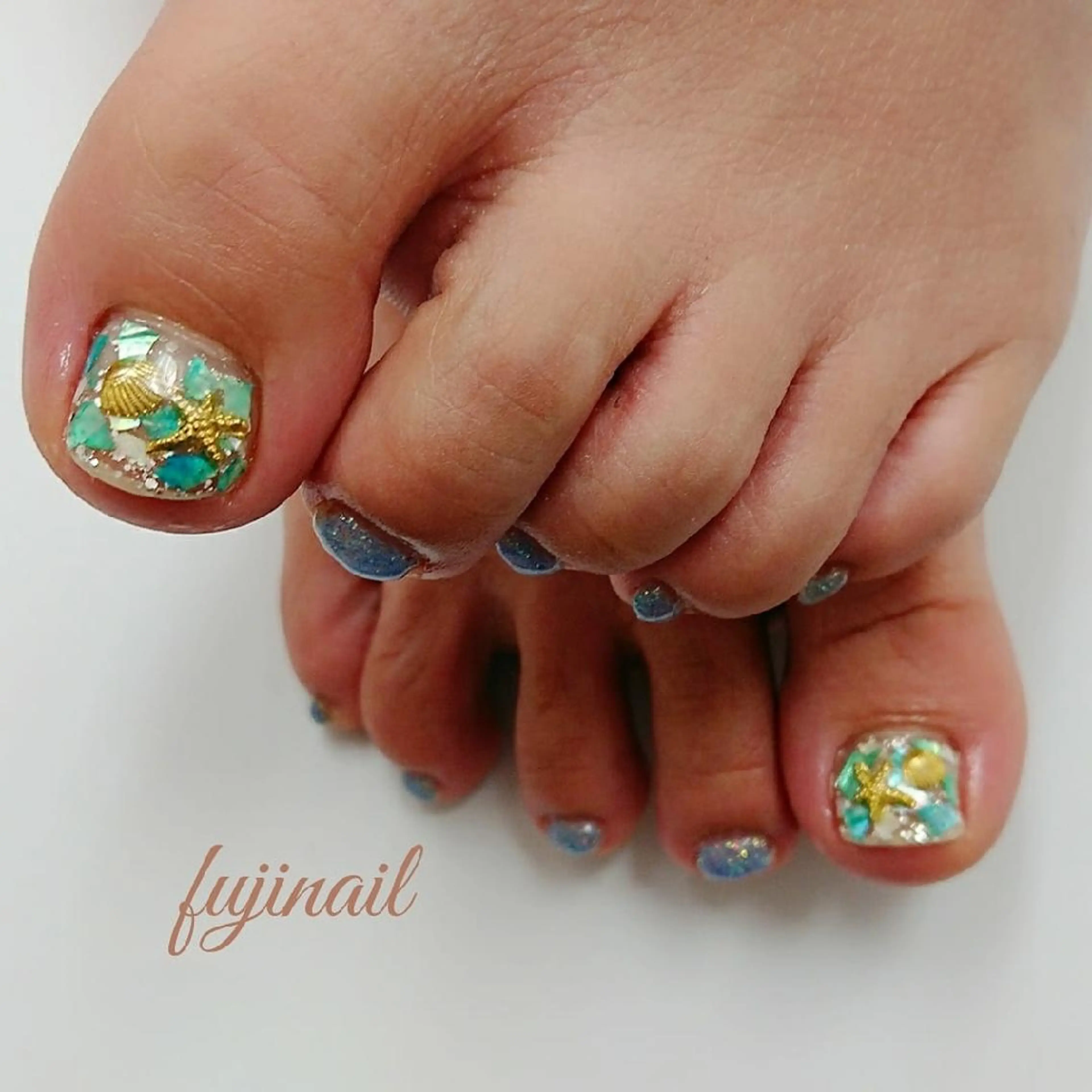 ネイル フットネイル fujinail(バーバーフジノ)所属・藤野 智美のネイルデザイン