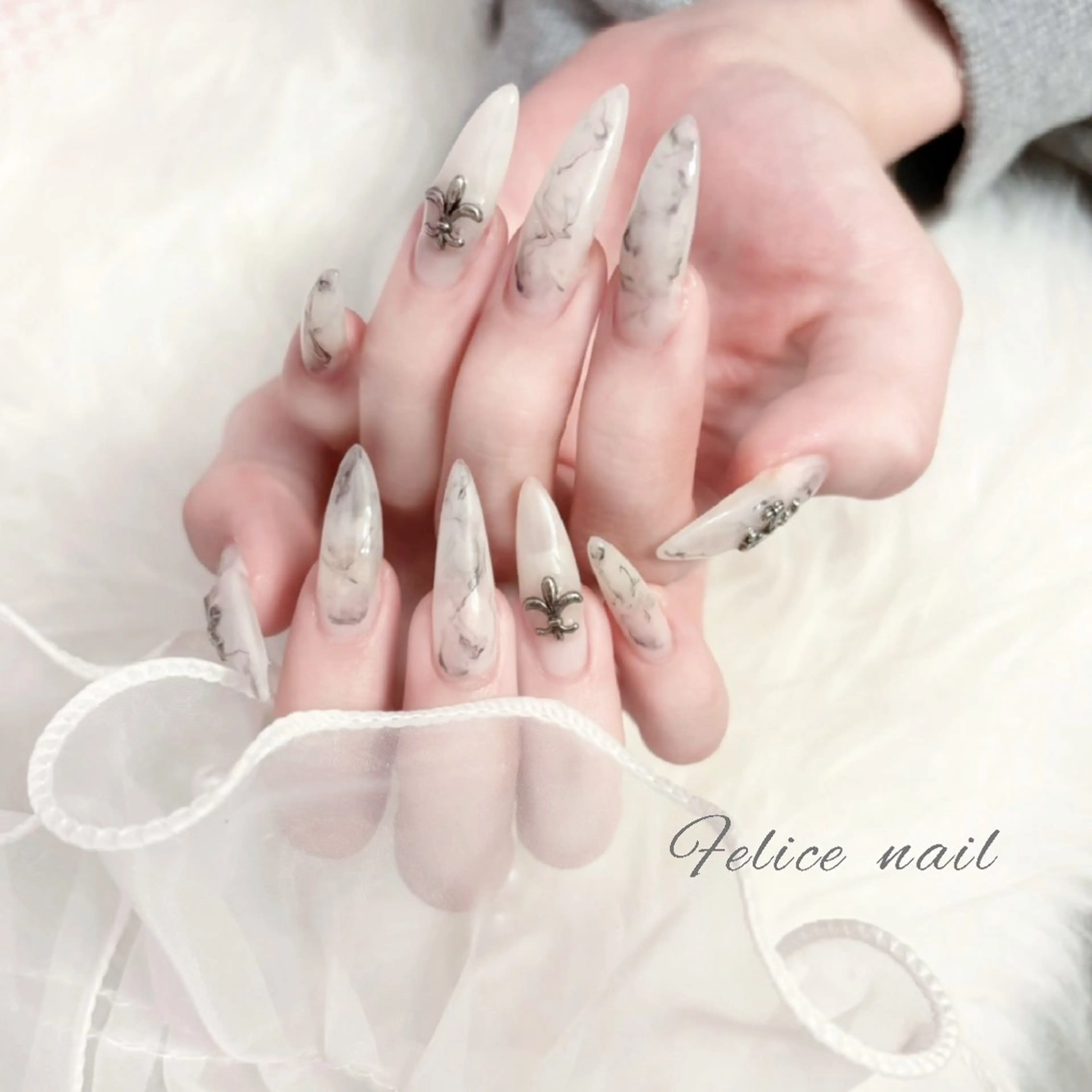 ネイル 春ネイル ワンホンネイル felice nailのネイルデザイン