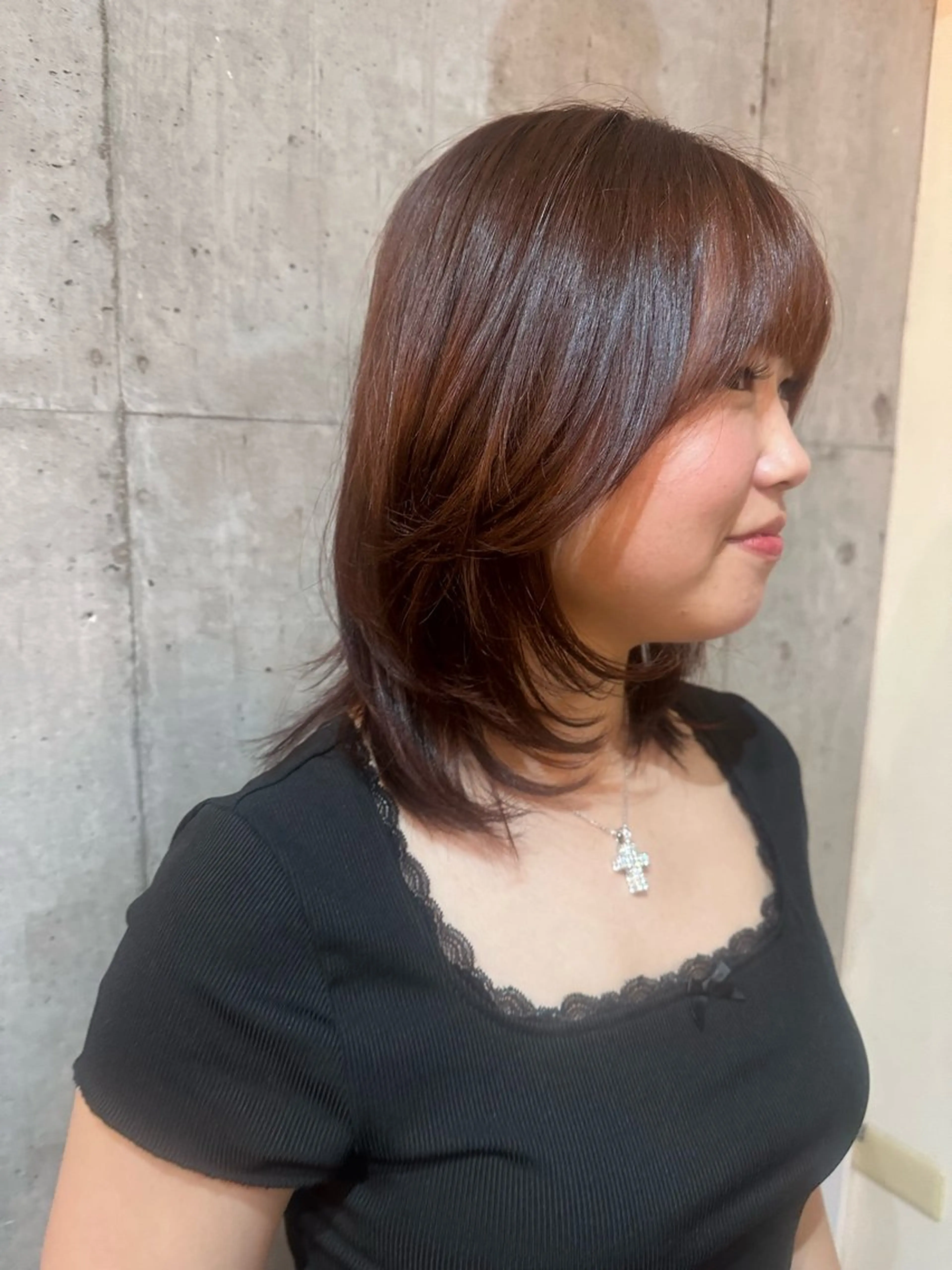 セミロング カラー ブラウンカラー 透明感カラー オレンジ オレンジブラウン 伸ばしかけ カット ヘアカラー ✂︎岡根 京花✂︎のヘアスタイル