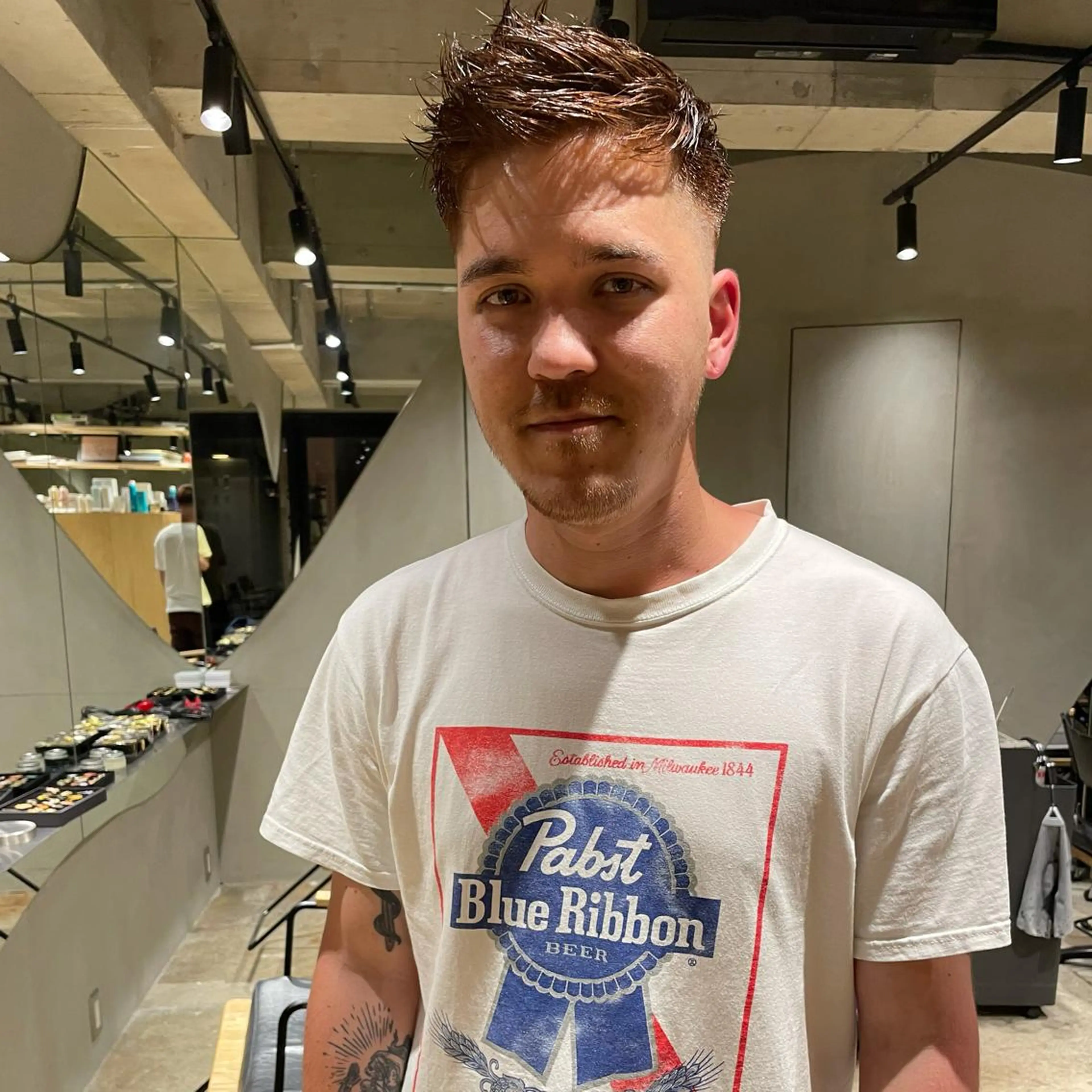 メンズ メンズブリーチ フェードカット メンズハイライト メンズハイトーン メンズインナーカラー カット 🌈圧倒的デザイン パーマ　関和希のヘアスタイル