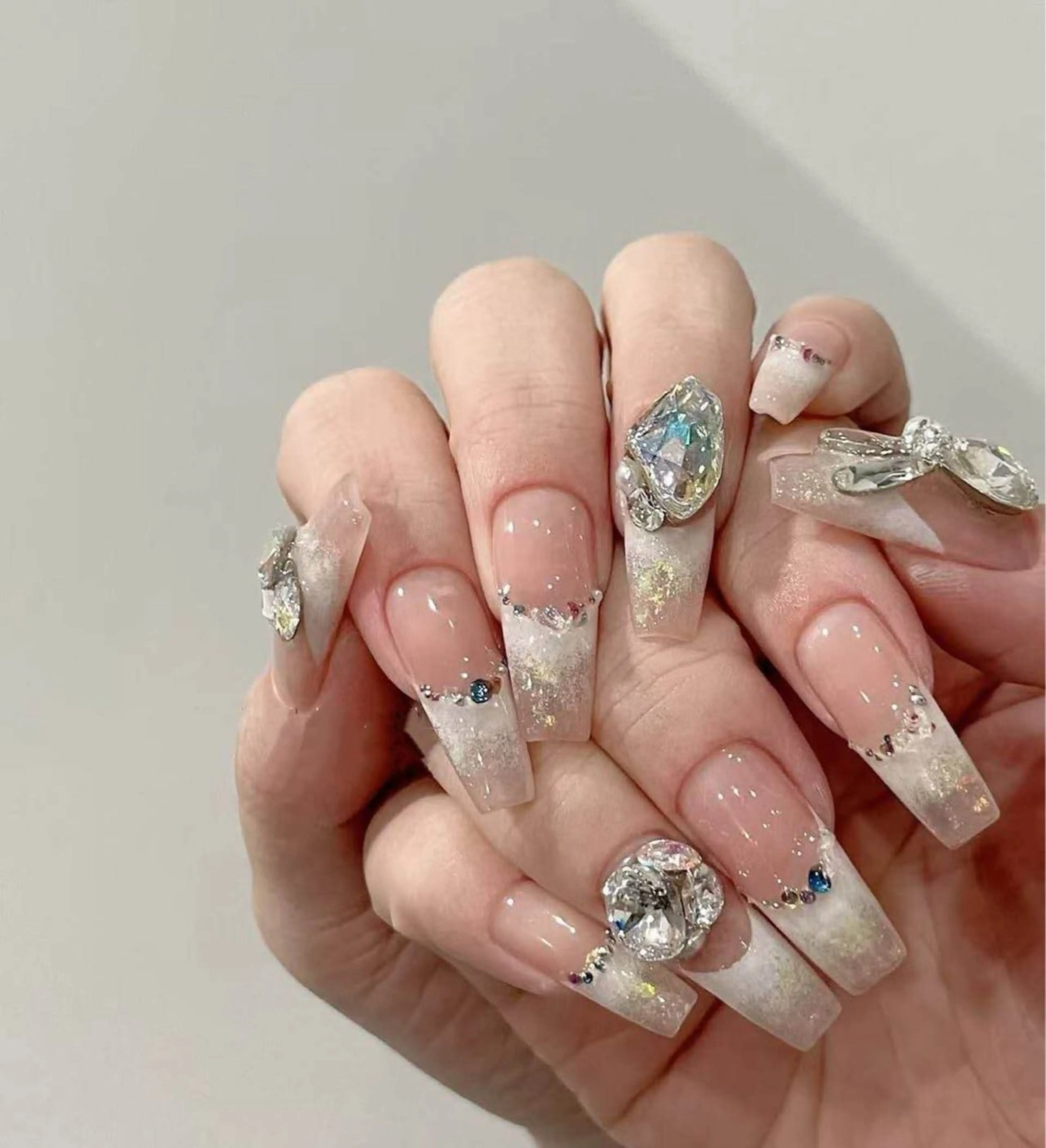 ネイル フラワーネイル フレンチネイル ジェルネイル ガラスフレンチ ハート ハンドネイル BabyYouMi ねねのネイルデザイン