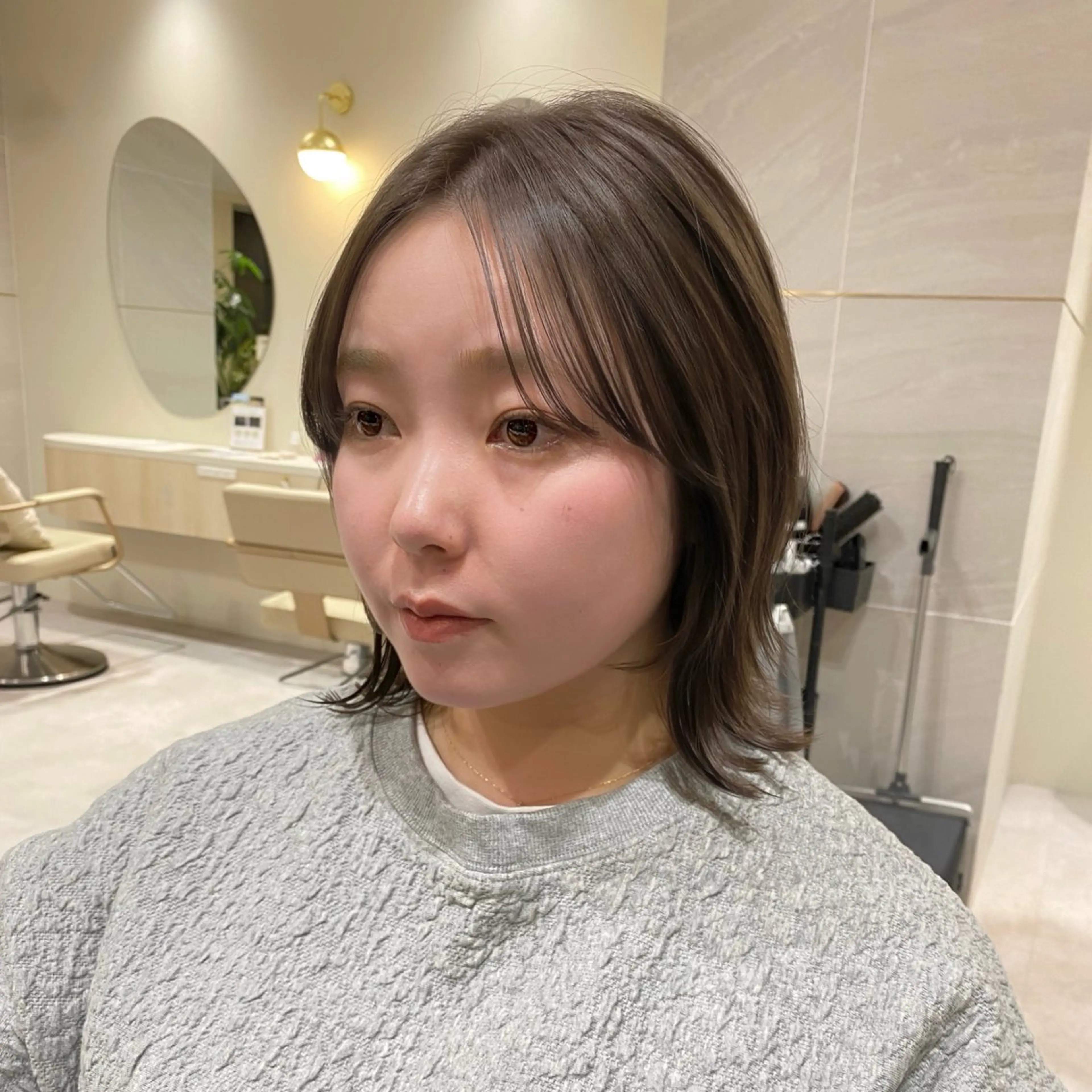 ショート カラー ボブレイヤー ベージュカラー ボブ レイヤーカット カット ヘアカラー Ms.CHARM所属・透明感カラー🌿 グレージュ🐺陽介のヘアスタイル