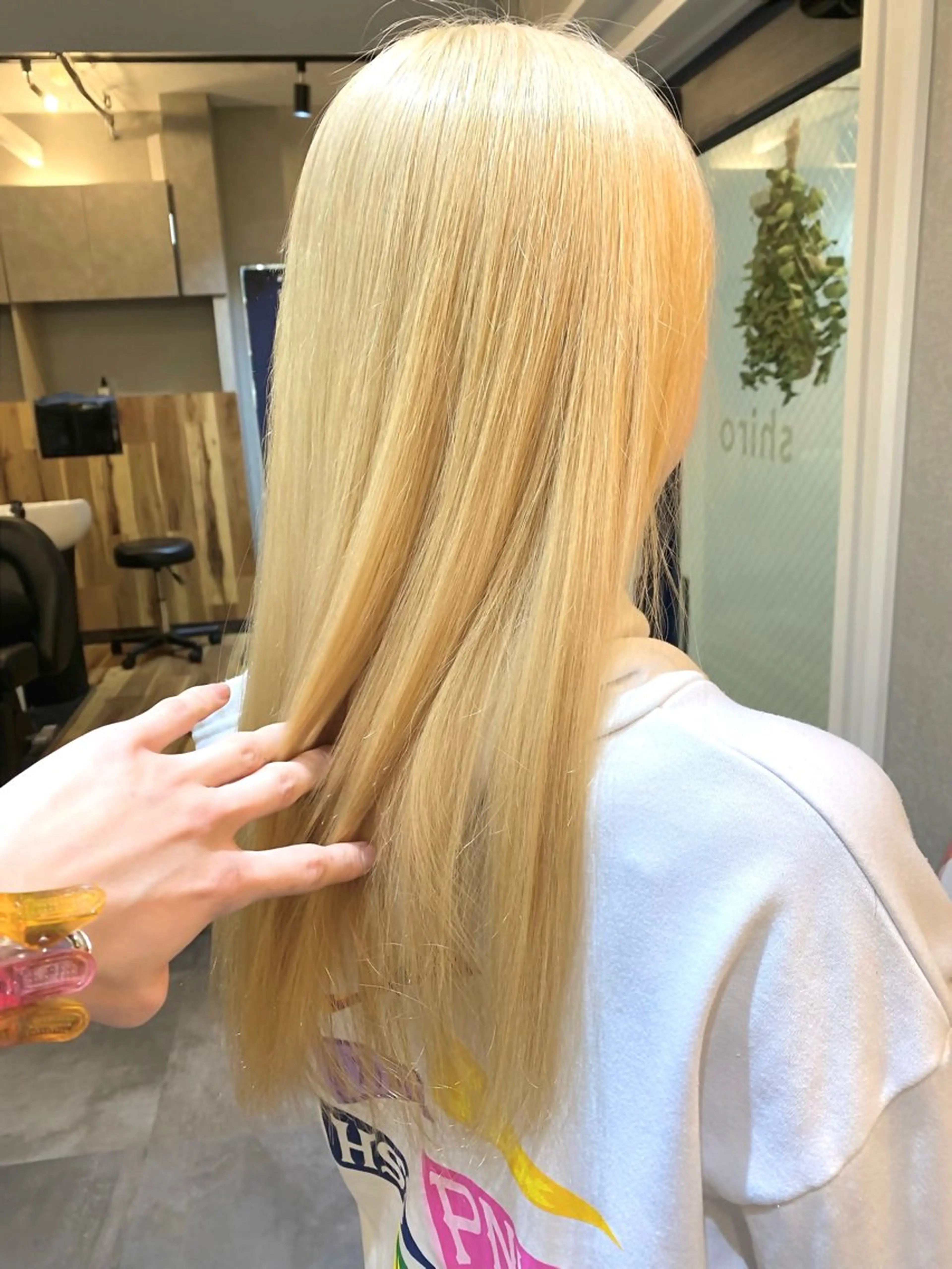 セミロング カラー ヘアカラー トリートメント nely所属・kouyo パーマ/ウルフカットのヘアスタイル