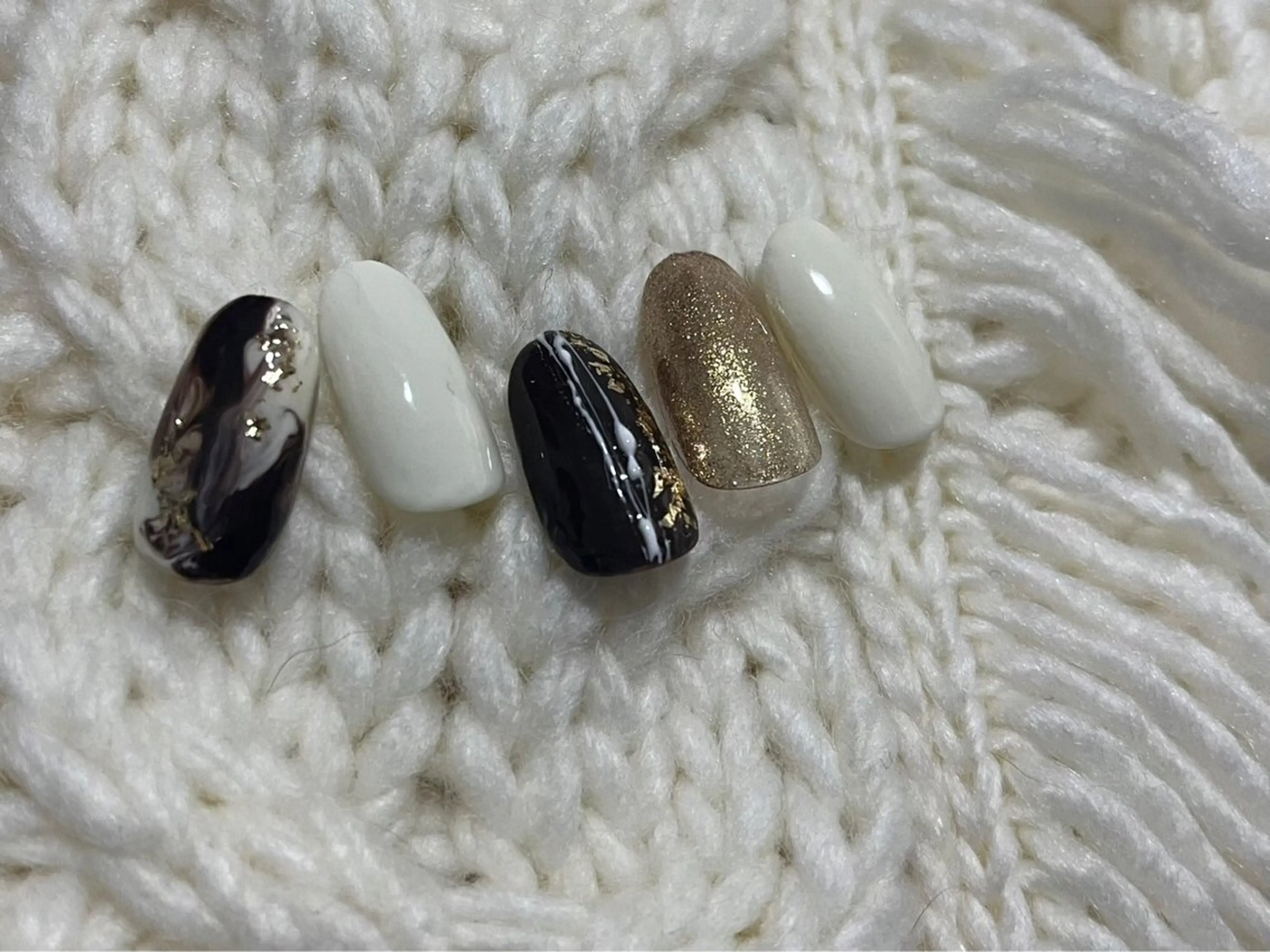 ネイル オーロラネイル フットネイル フレンチネイル ジェルネイル 韓国ネイル kiki nail 二子玉川のネイルデザイン