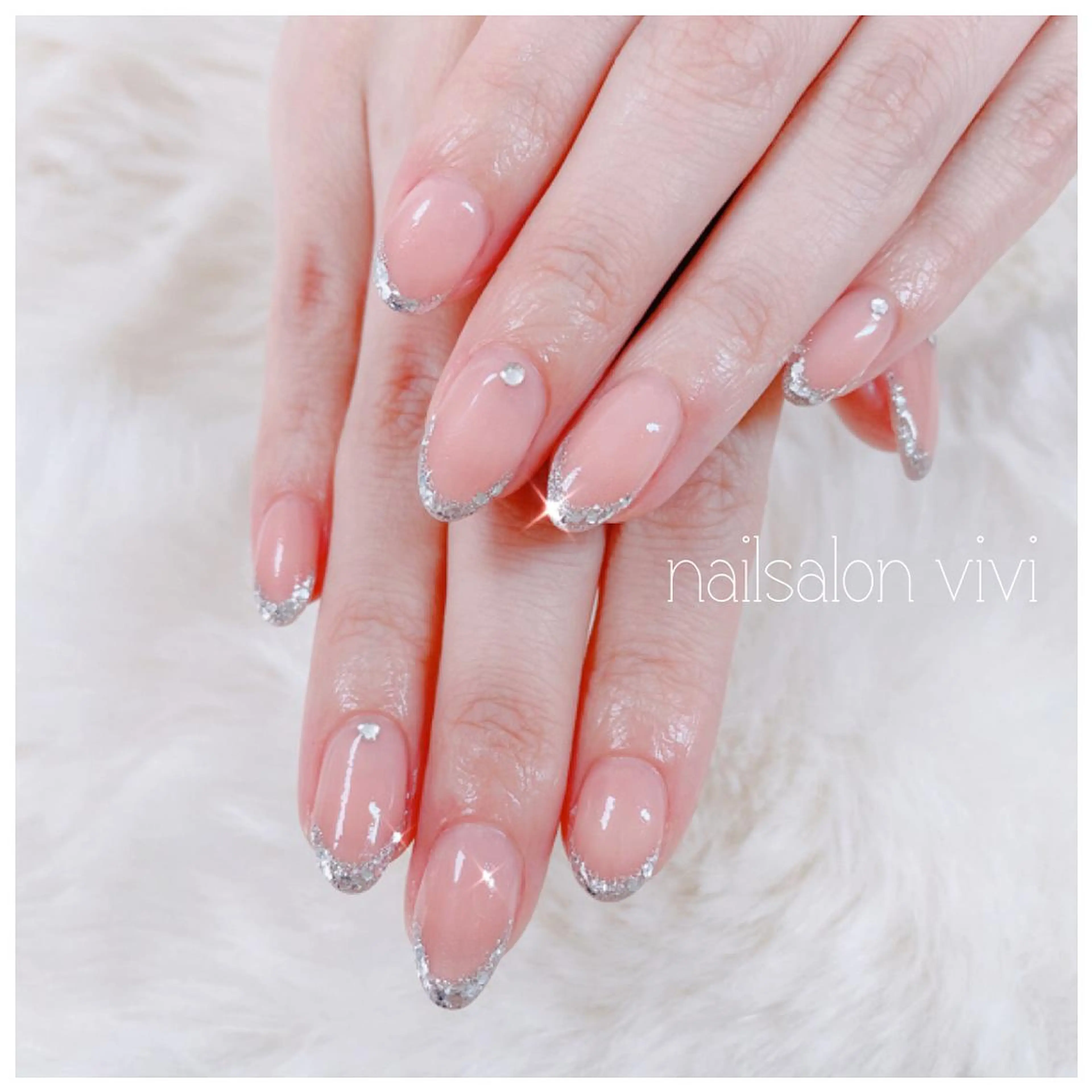 ネイル ＶＩＶＩ nailsalonのネイルデザイン