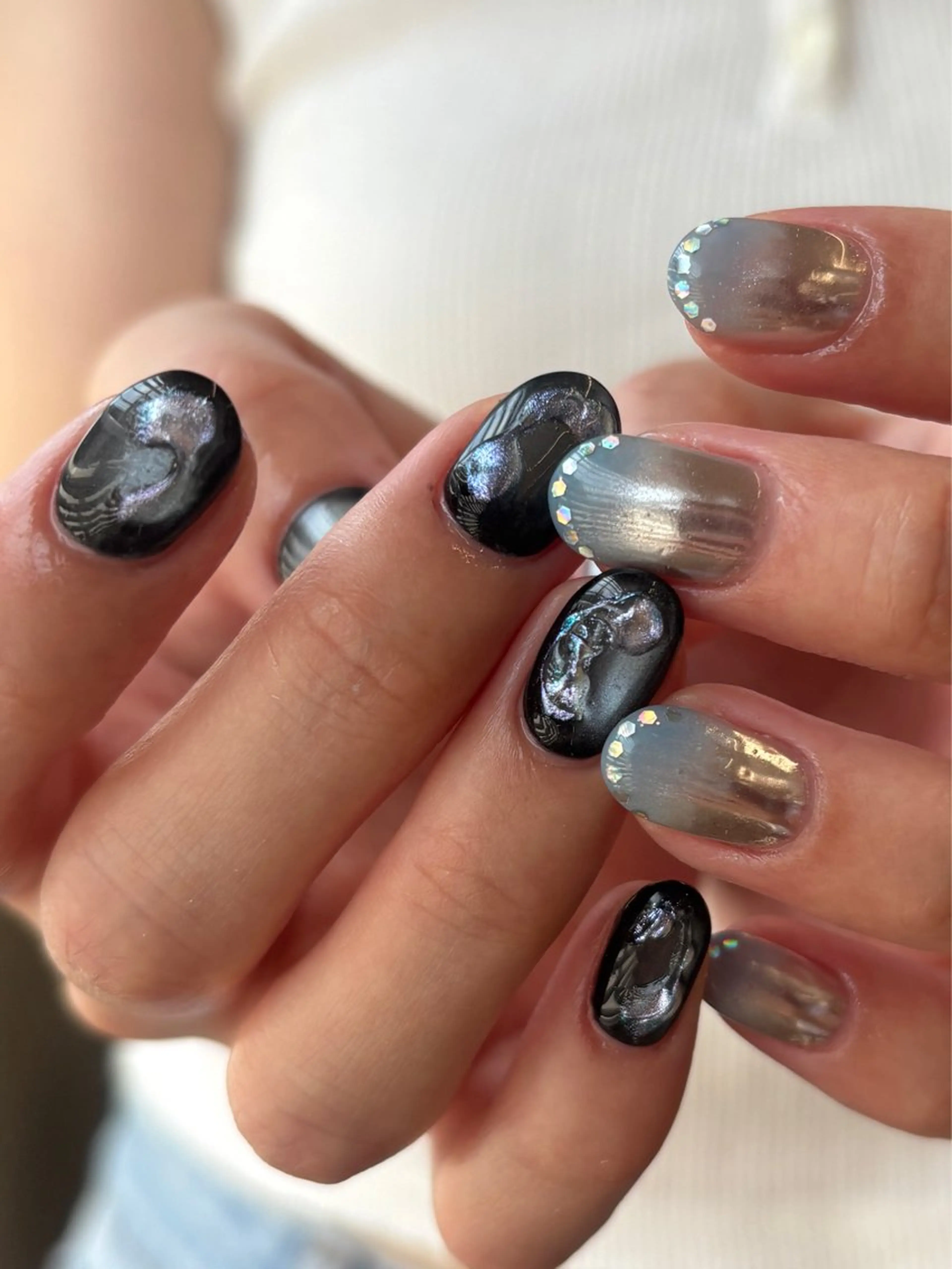 ネイル ブルー ハンドネイル chika ／ nailのネイルデザイン