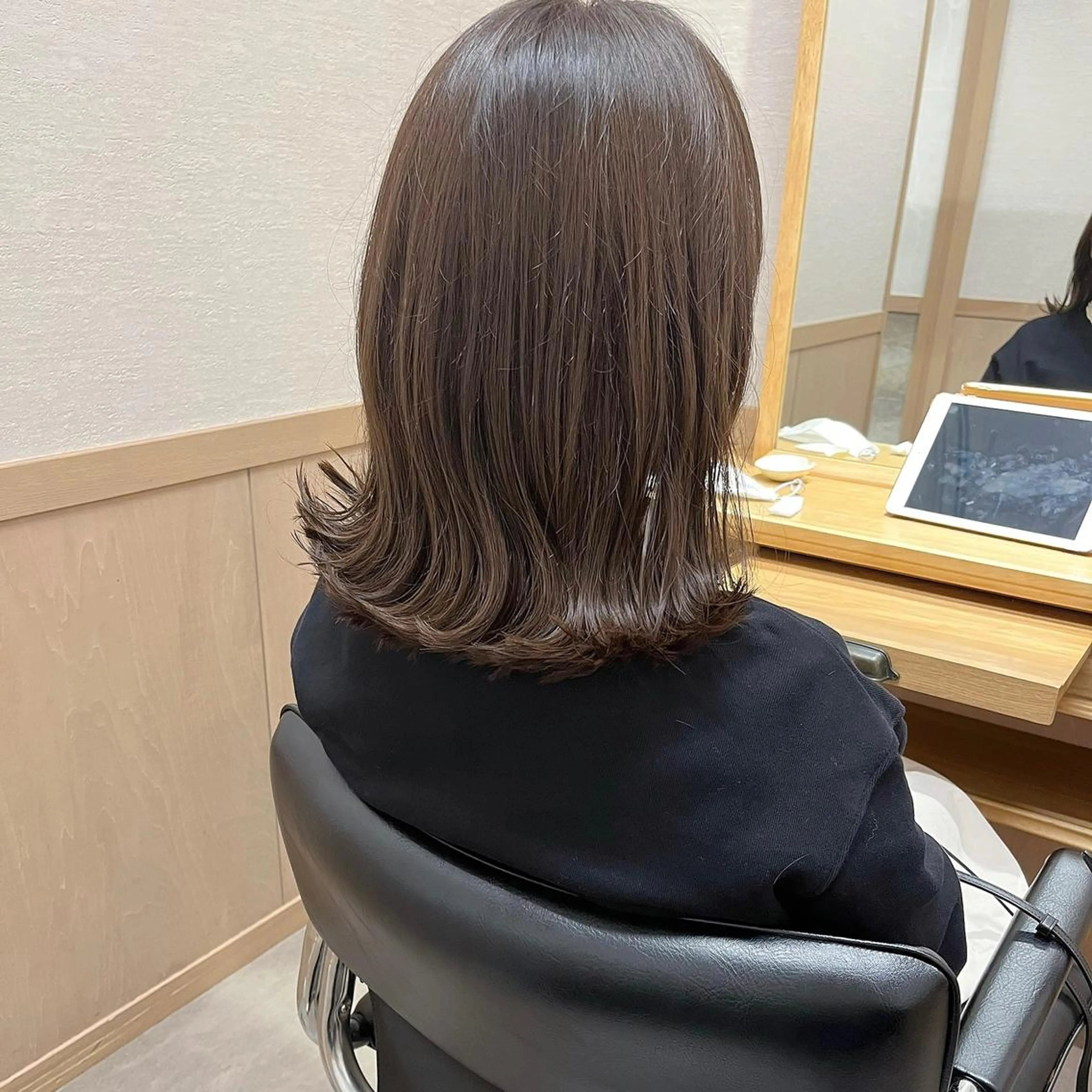 セミロング カラー gotodayシェアサロン名古屋店所属・フリーランス美容師 mikaのヘアスタイル