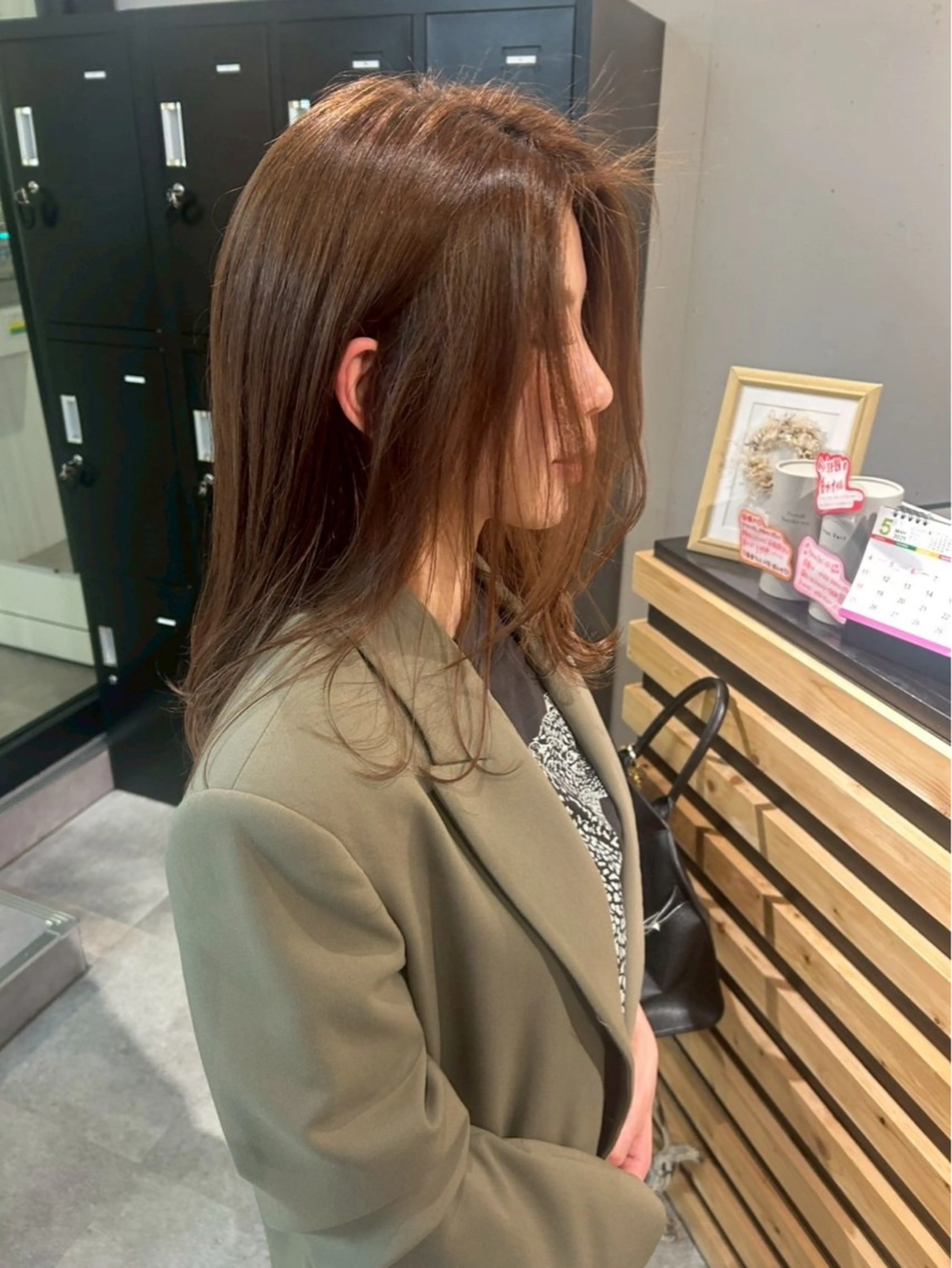 ミディアム カラー ヘアカラー 中田 桃夏のヘアスタイル