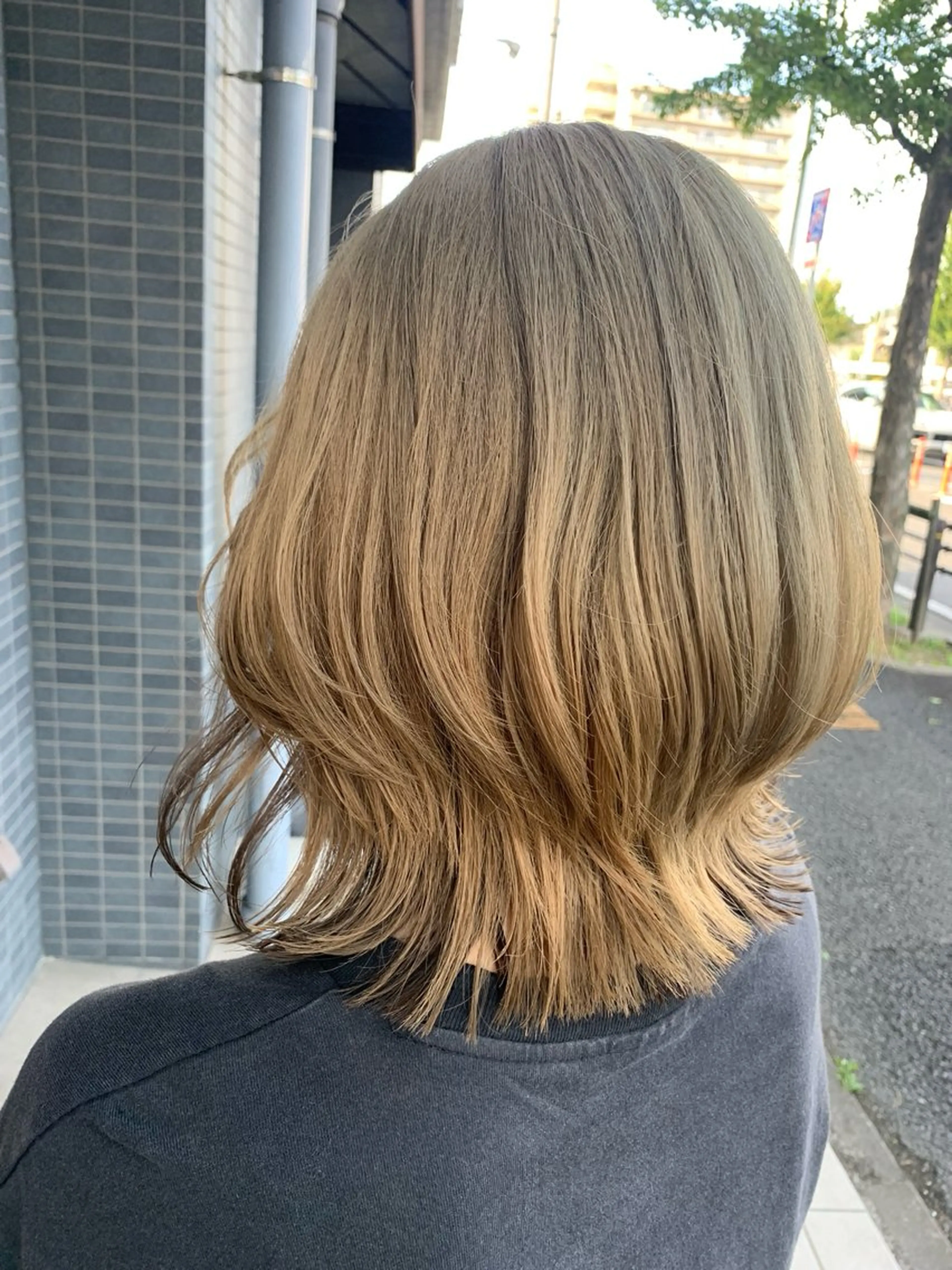 ミディアム カラー 舟橋 瑞稀のヘアスタイル