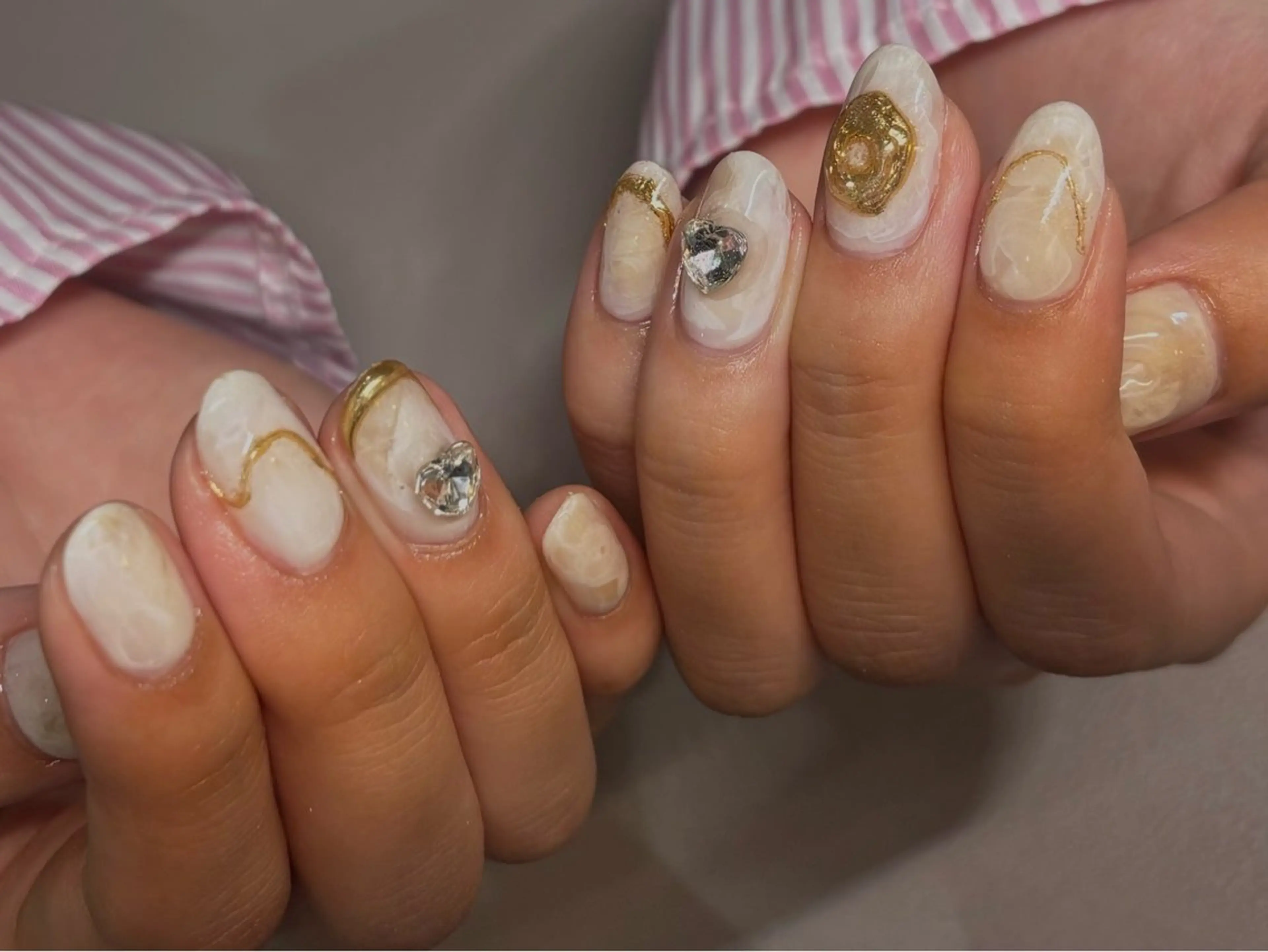 ネイル 🫧ユキ🫧 持込OK/平日夜&土のネイルデザイン