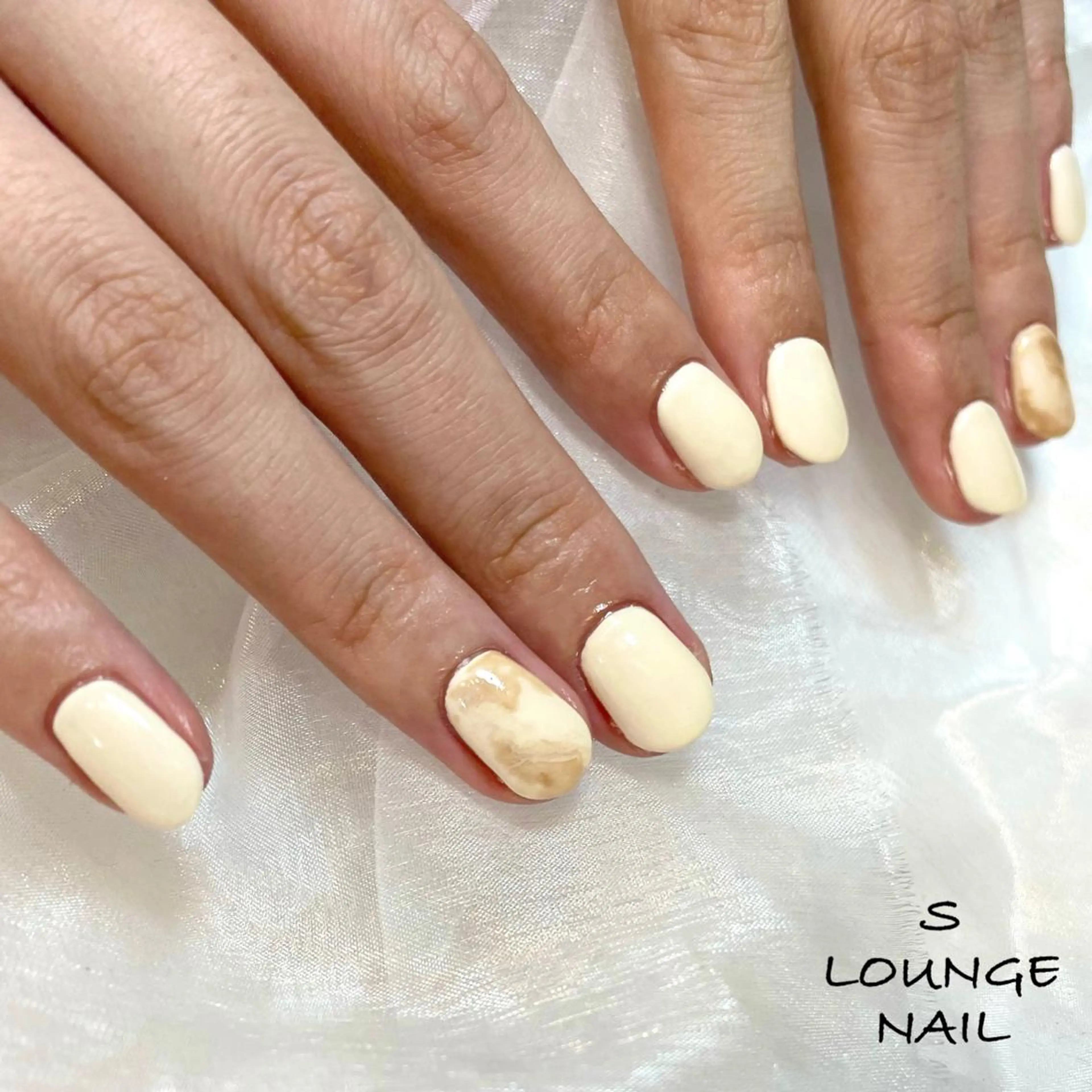 ネイル アートネイル ニュアンスネイル ハンドネイル フットネイル S LOUNGE NAIL所属・パーツたくさん🍓 SUMIのネイルデザイン