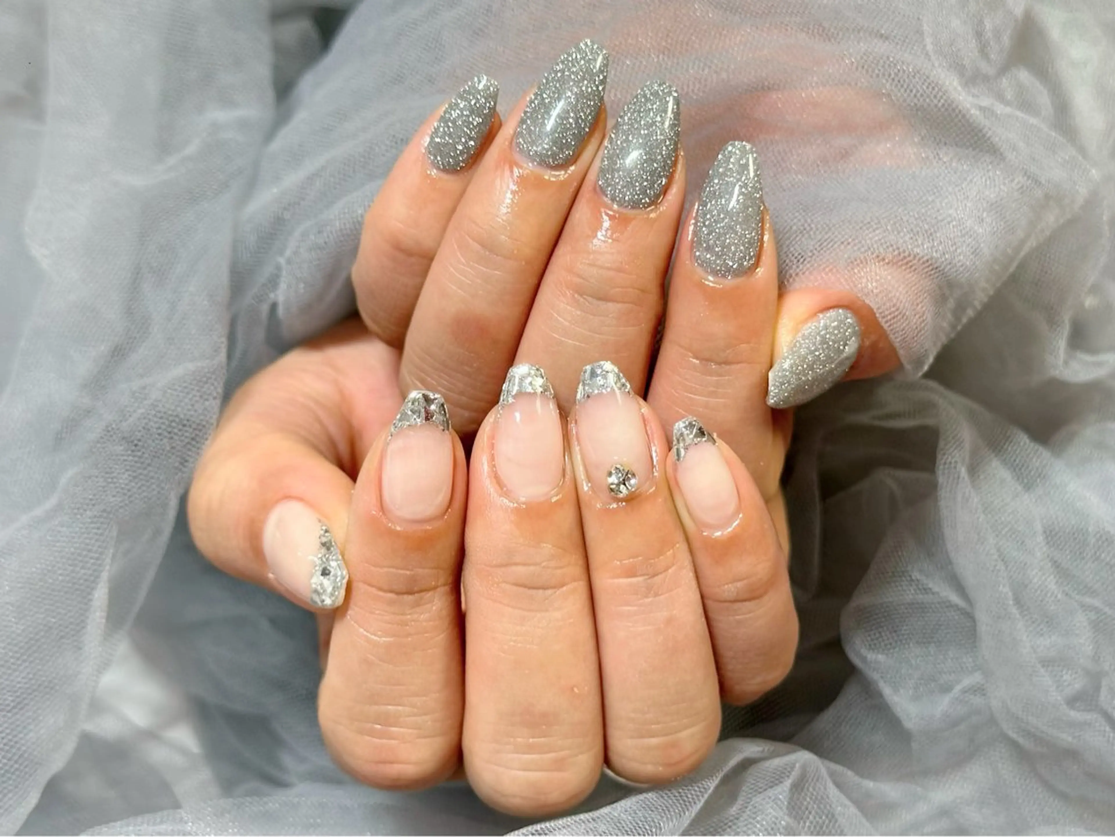 ネイル フラッシュネイル フレンチネイル ガラスフレンチ ラメ(グリッター) ハンドネイル KURELLY所属・Nail Salon KURELLYのネイルデザイン