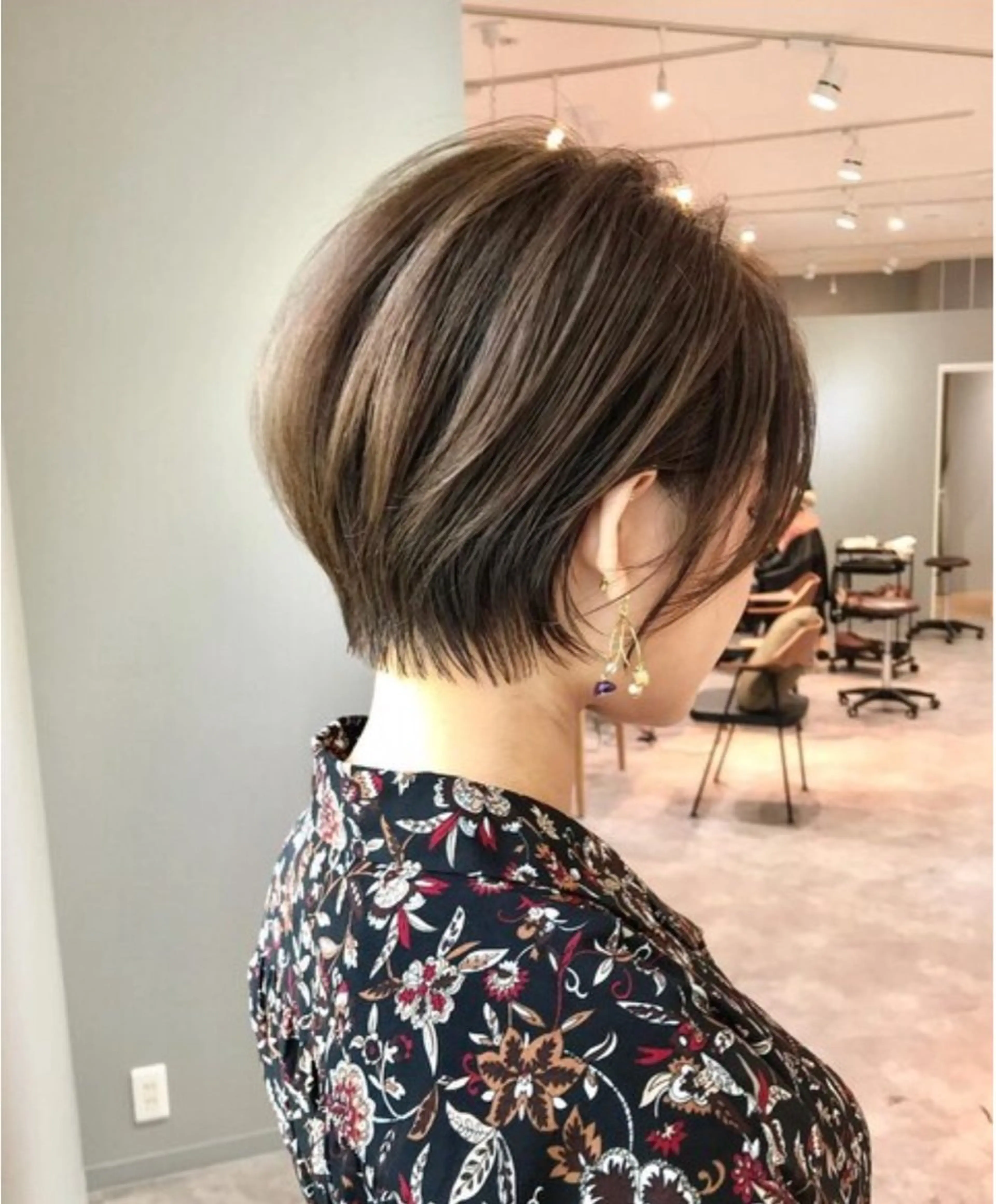 ショート 中野 栞里のヘアスタイル