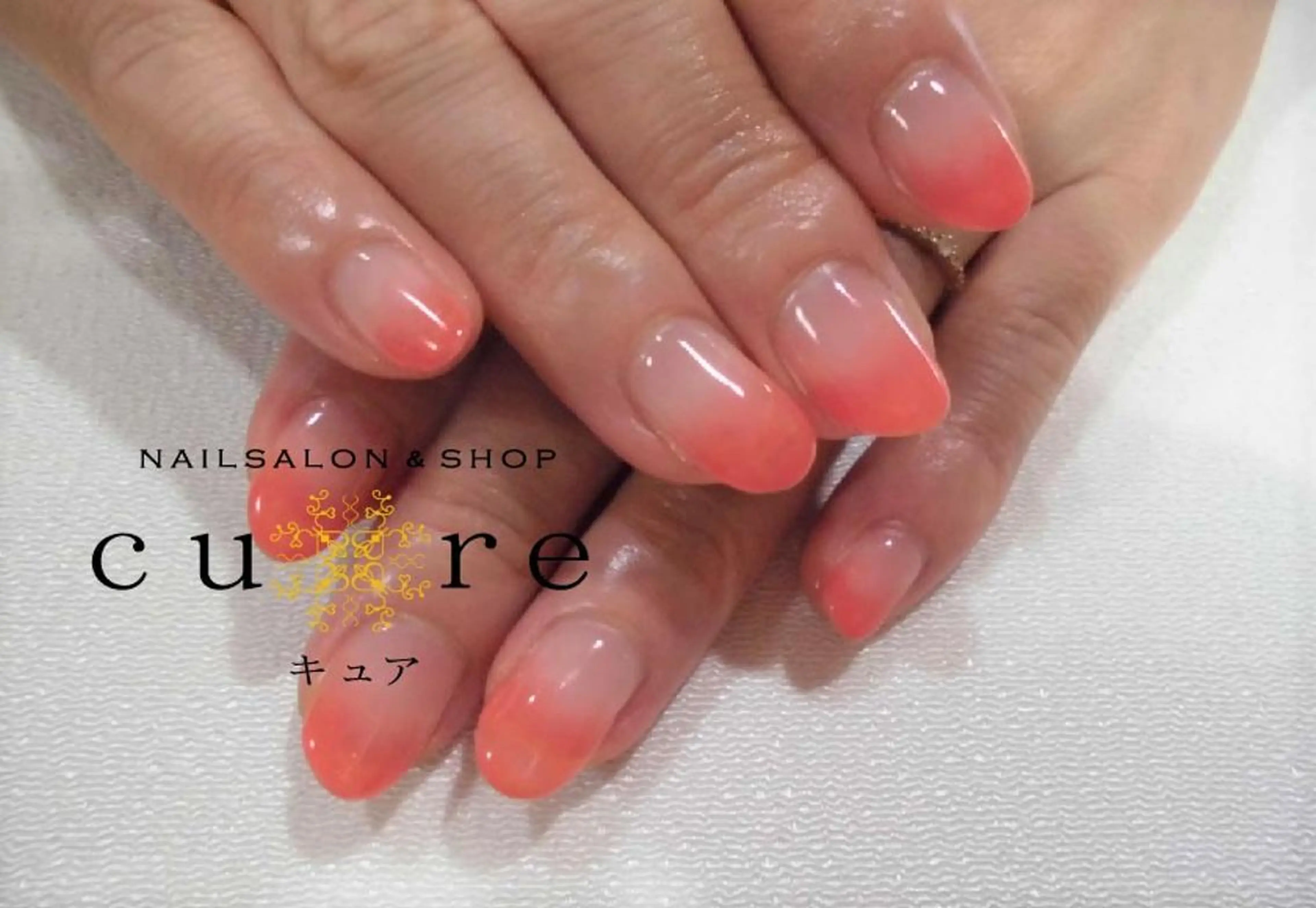 ミディアム ネイル ハンドネイル ネイルサロン Cureのネイルデザイン