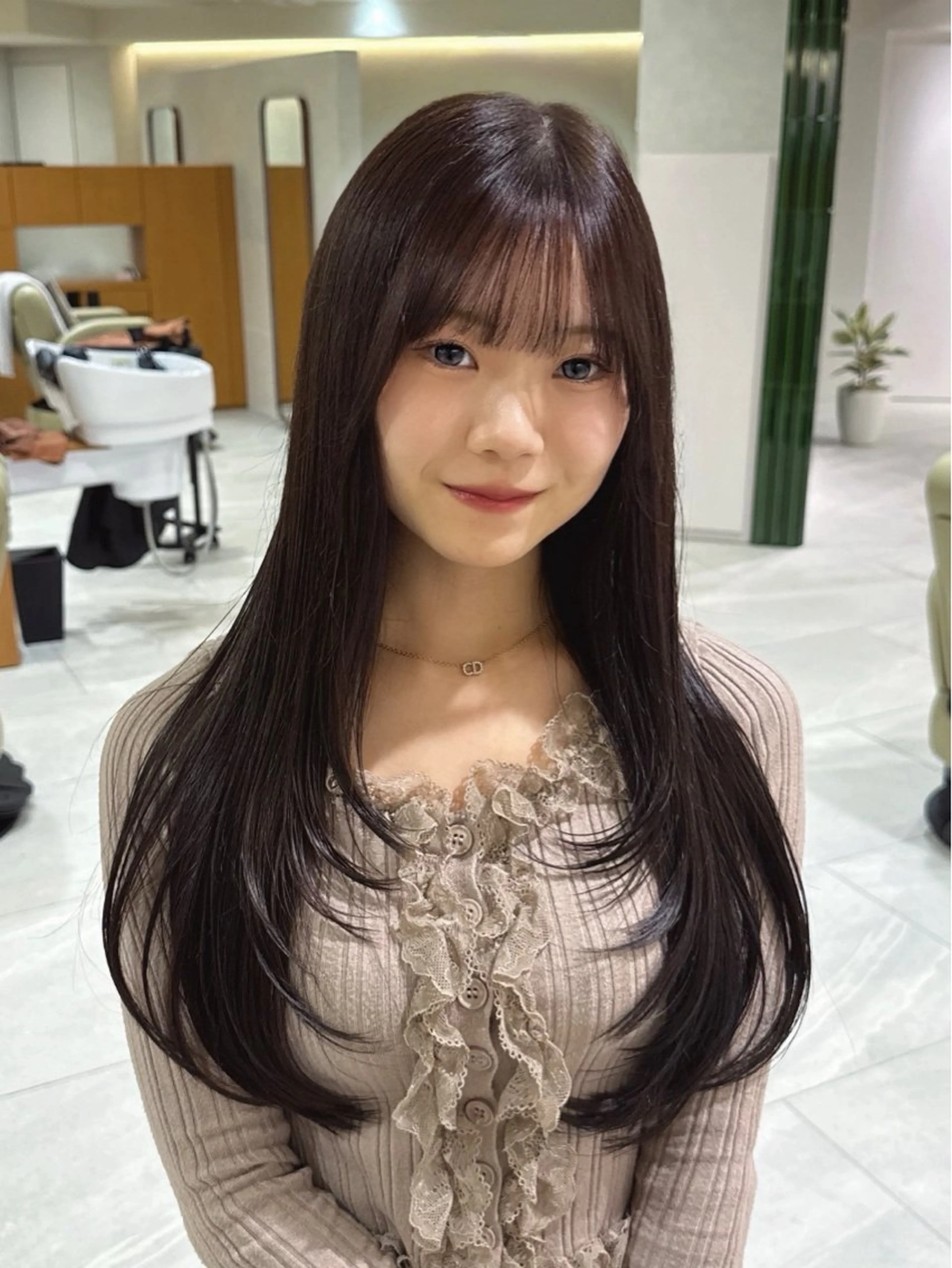 ロング ヘアカラー トリートメント MISATO THIRD SHOPのヘアスタイル