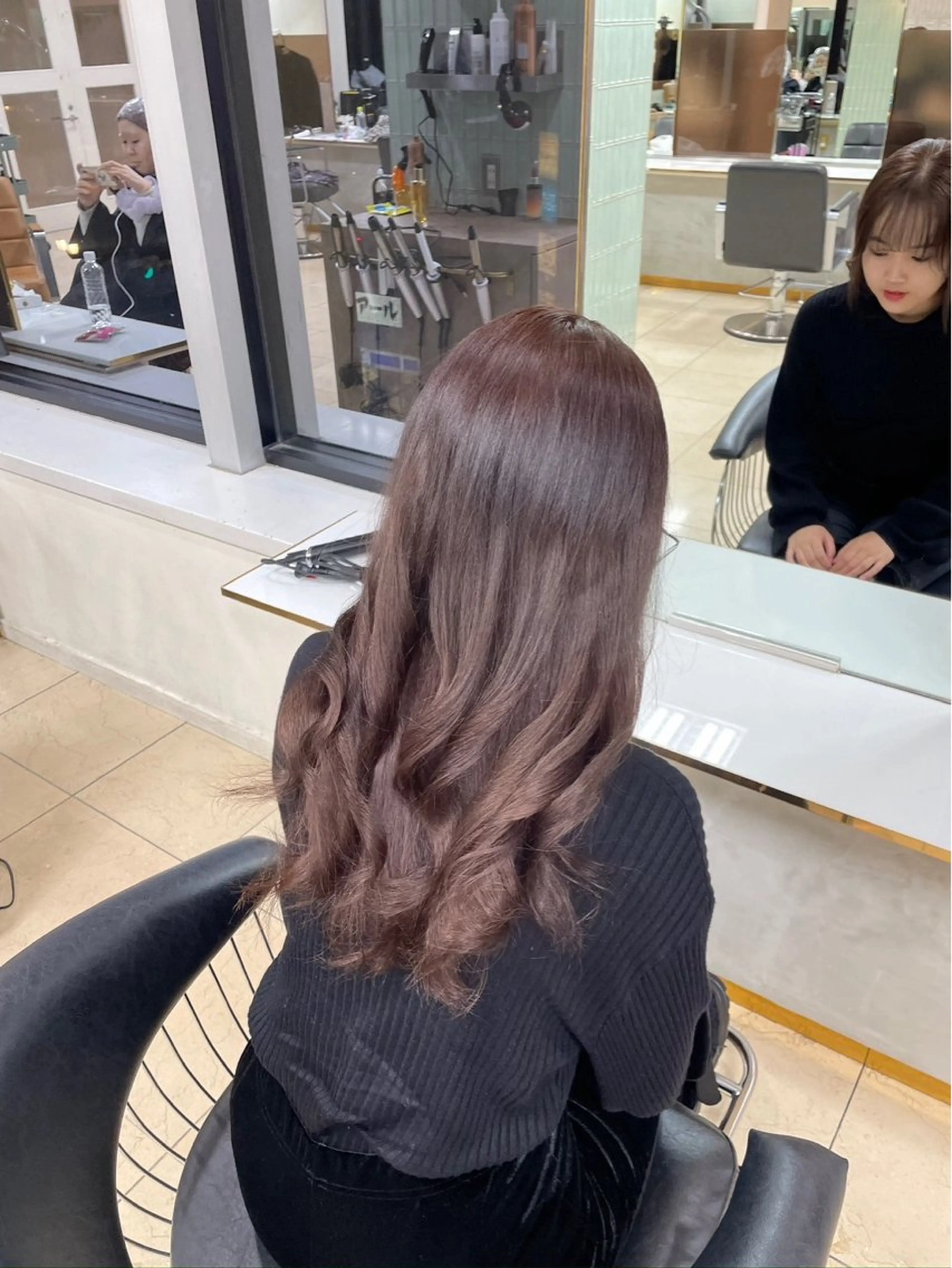 カラー ブラウンカラー LAQUALITE新宿伊勢丹店所属・萩原 颯汰のその他イメージ