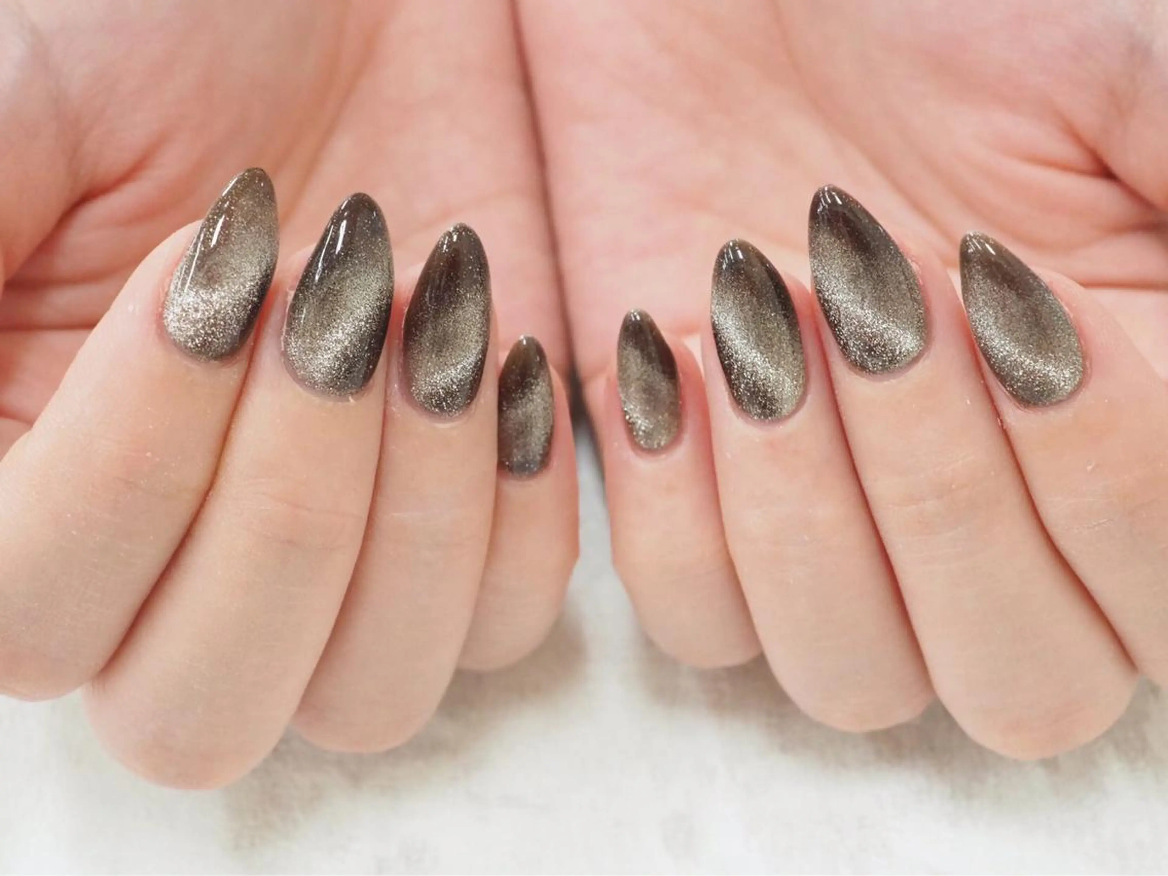 ネイル LoLo nail kのネイルデザイン