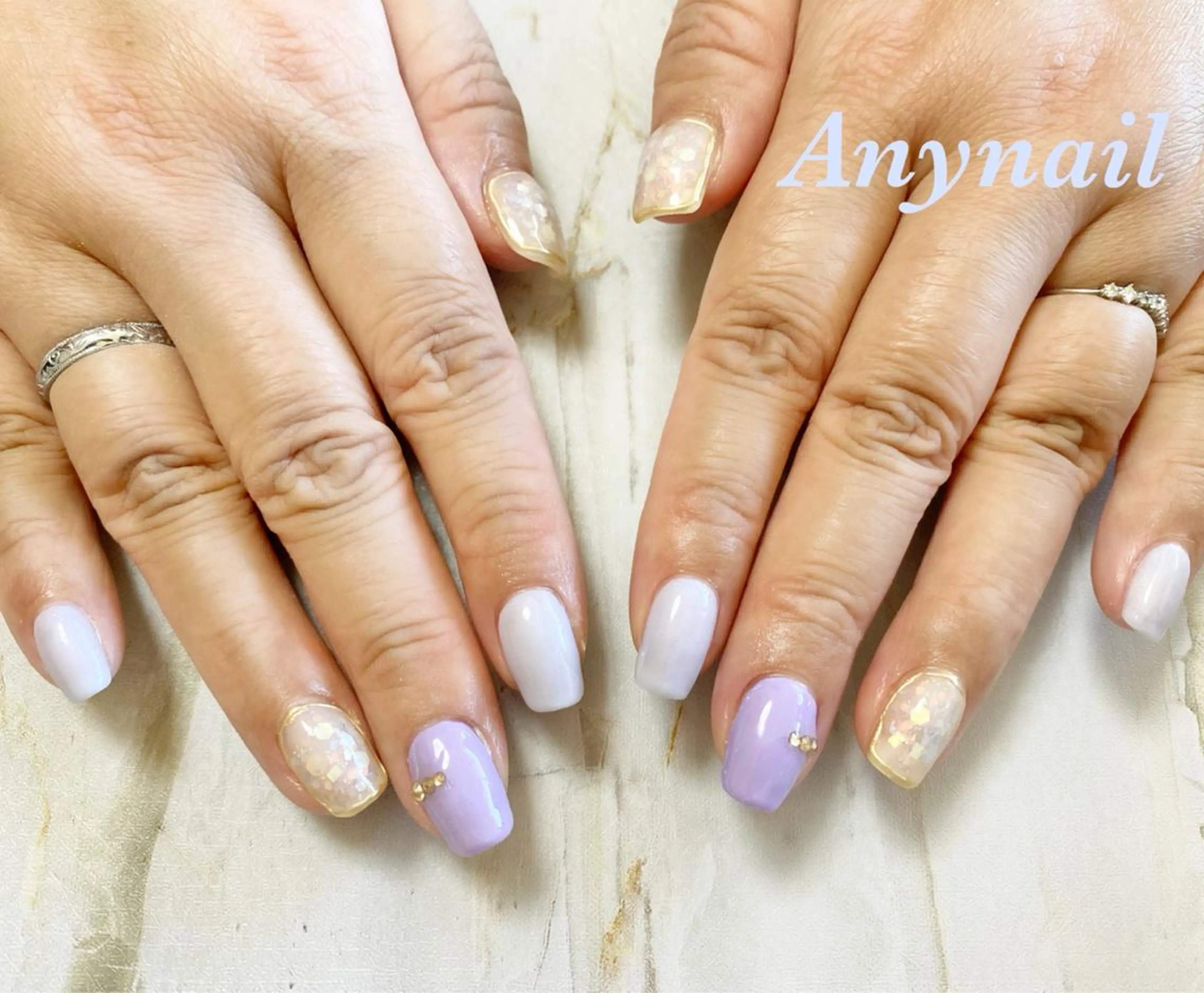 ネイル アートネイル ブルー ホログラムネイル オフィスネイル パープル ハンドネイル 岩澤 恵子のネイルデザイン