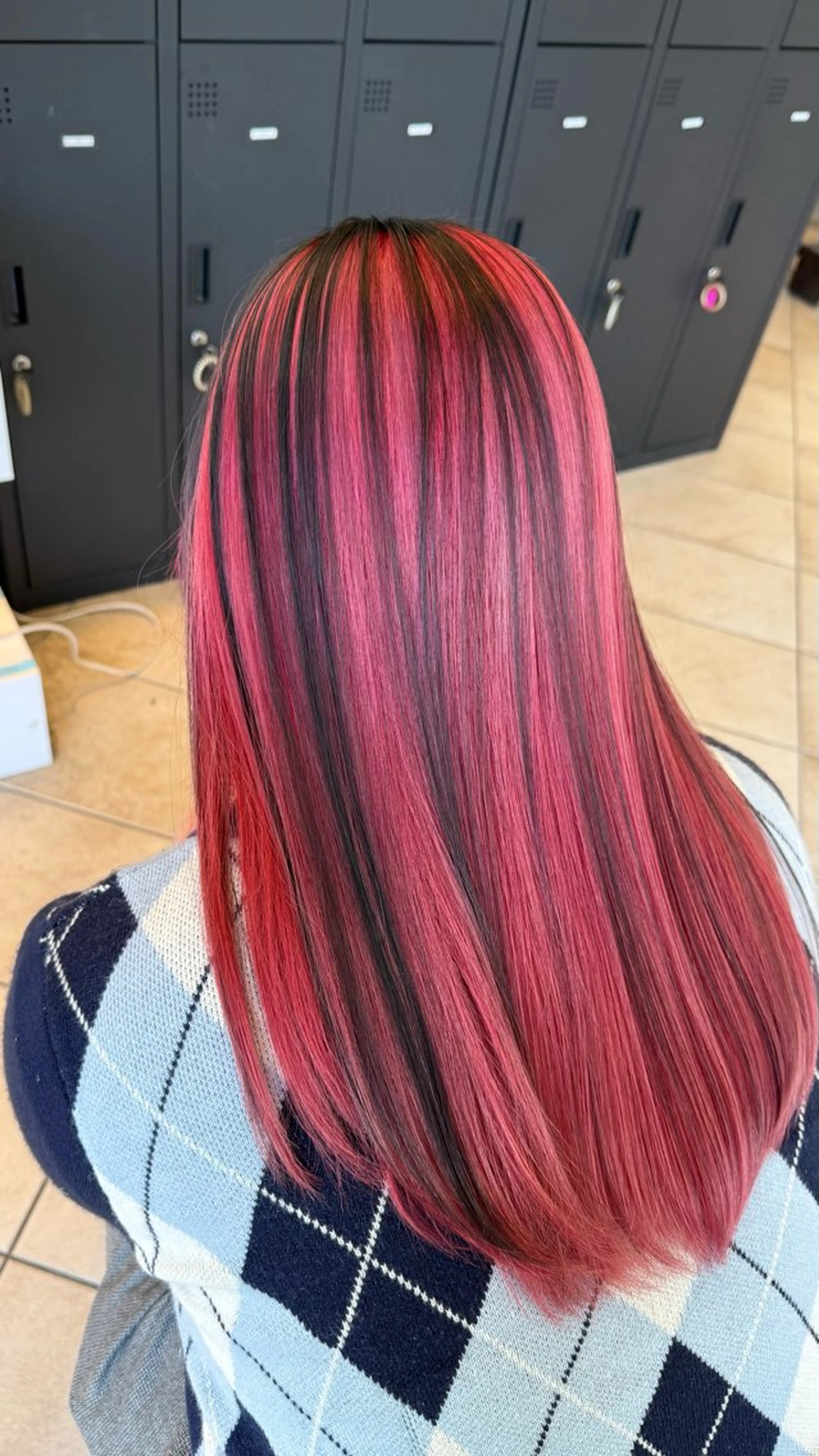 カラー seina🩰 ブリーチ/ヘアセットのヘアスタイル