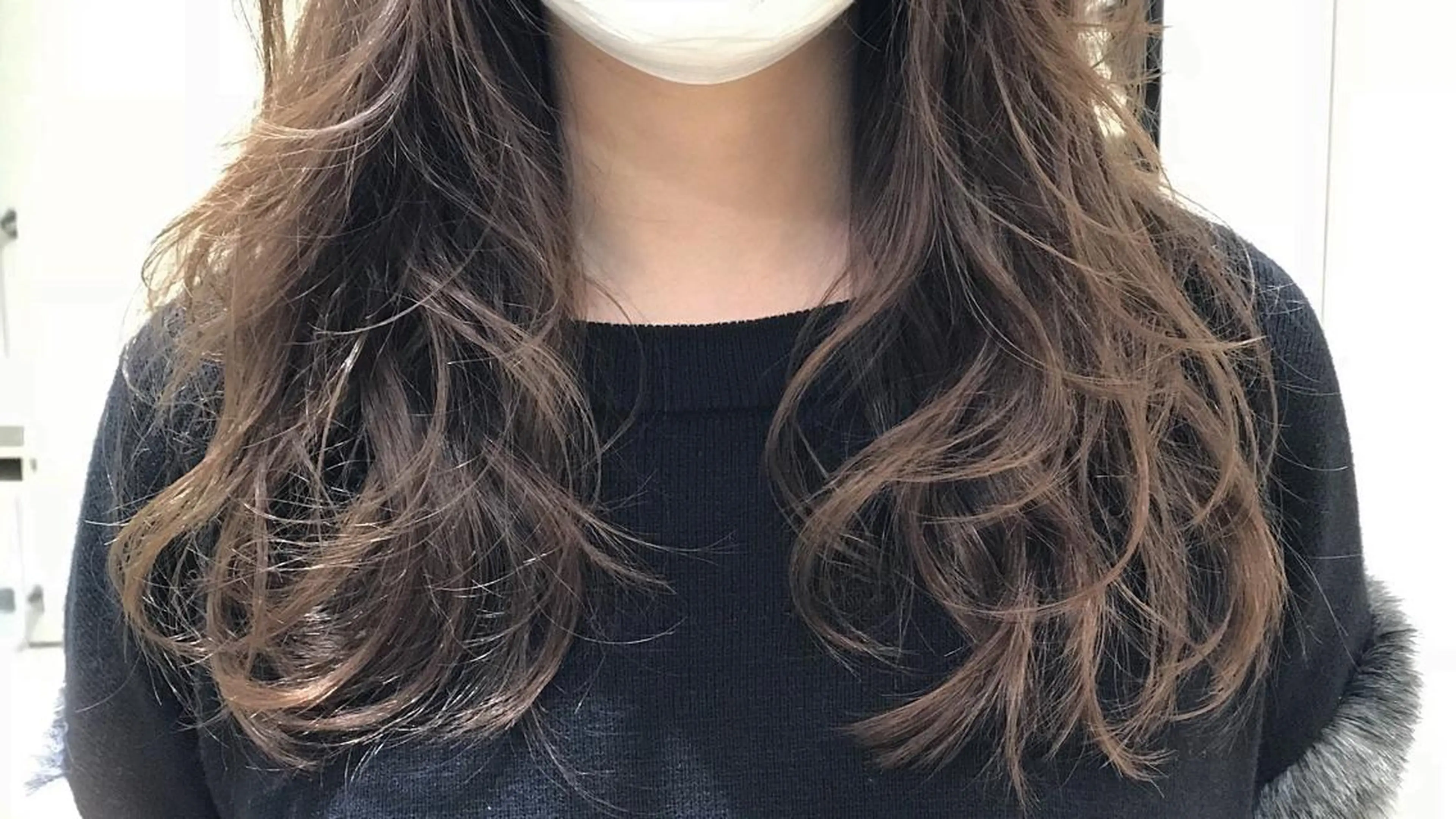 ロング カラー パーマ 顔周りカット ウエモト　タク ショート/レイヤーのヘアスタイル