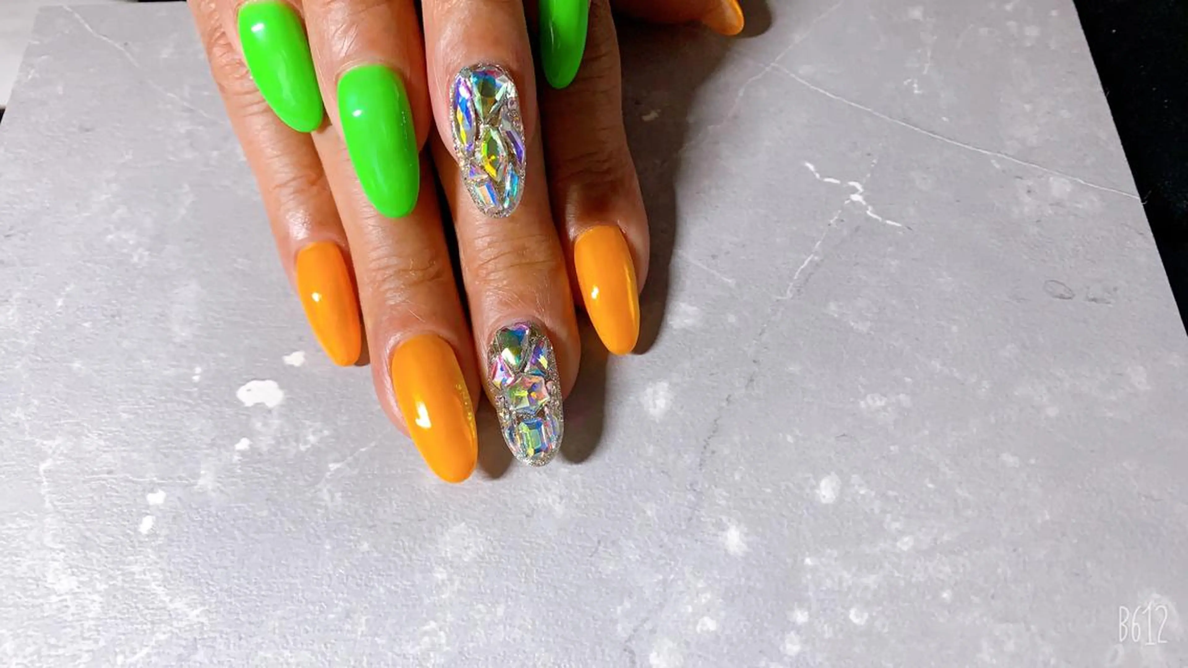 ネイル Cutil Nailsalon所属・Cutil. Nail🌈のネイルデザイン