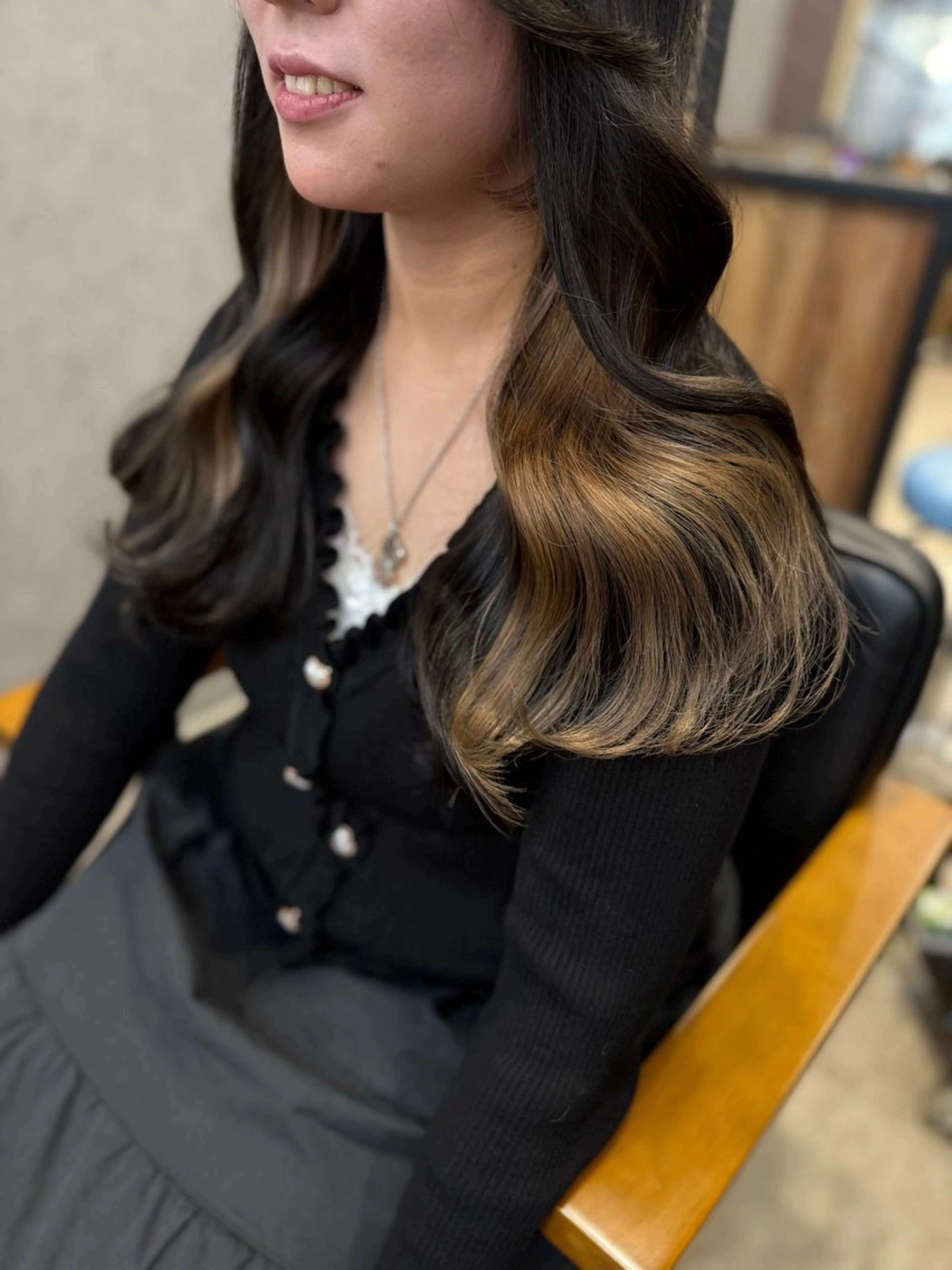 ロング カット ヘアカラー トリートメント clomus所属・YUKA 🍒当日予約ok/のヘアスタイル