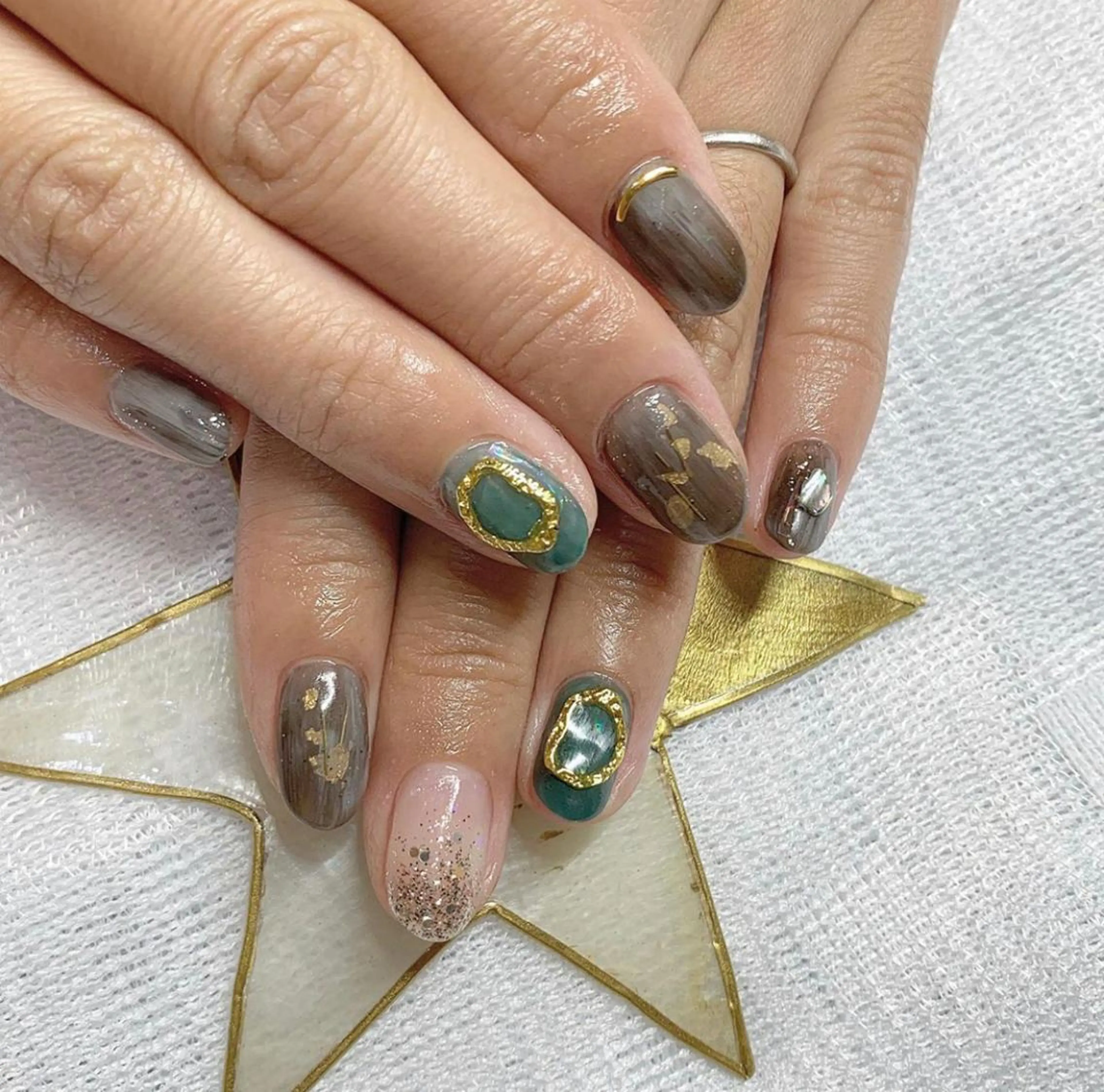 ネイル アートネイル rokunana 佐野のネイルデザイン