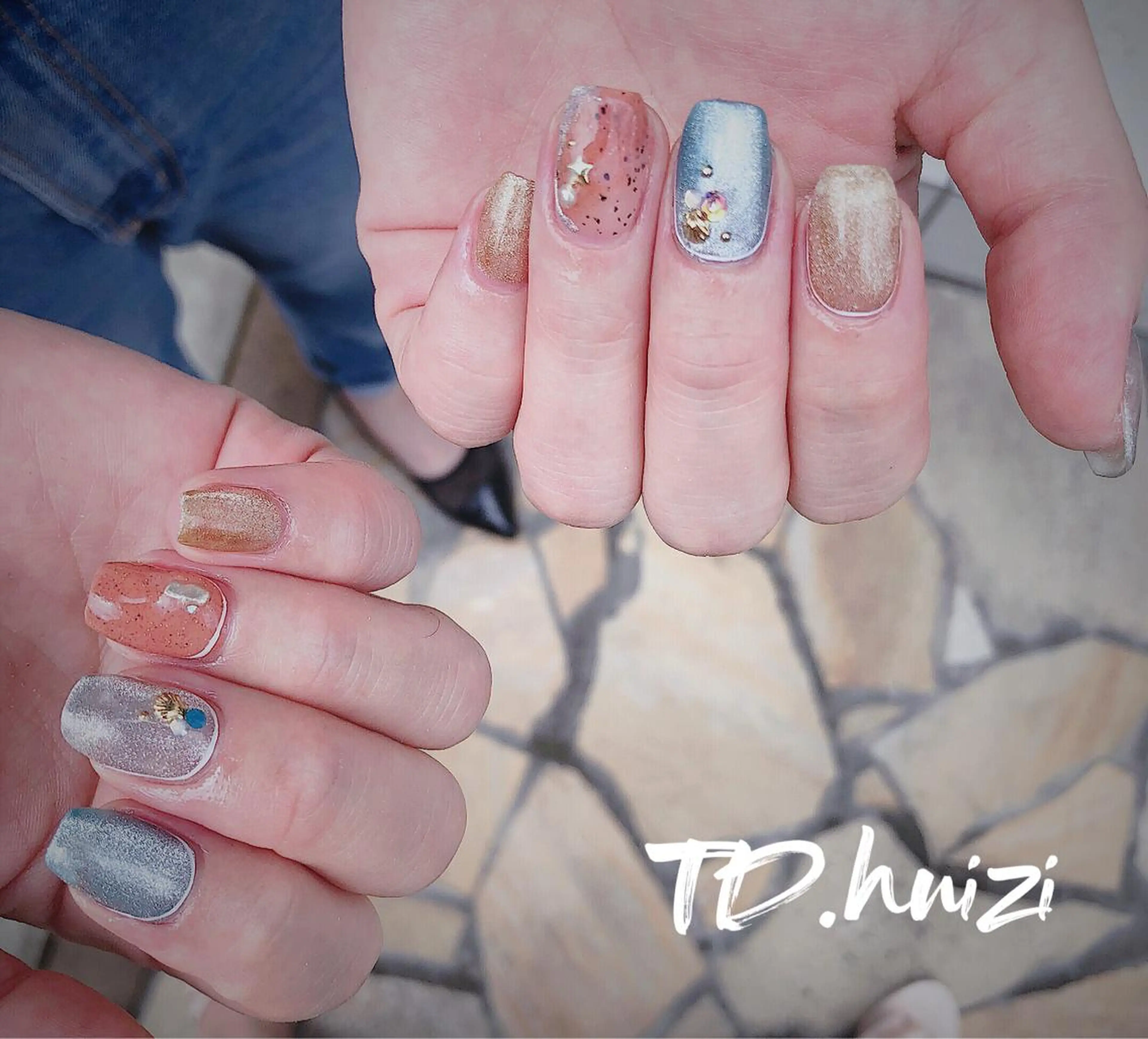 ミディアム めぐみのネイルサロン 惠のネイルデザイン