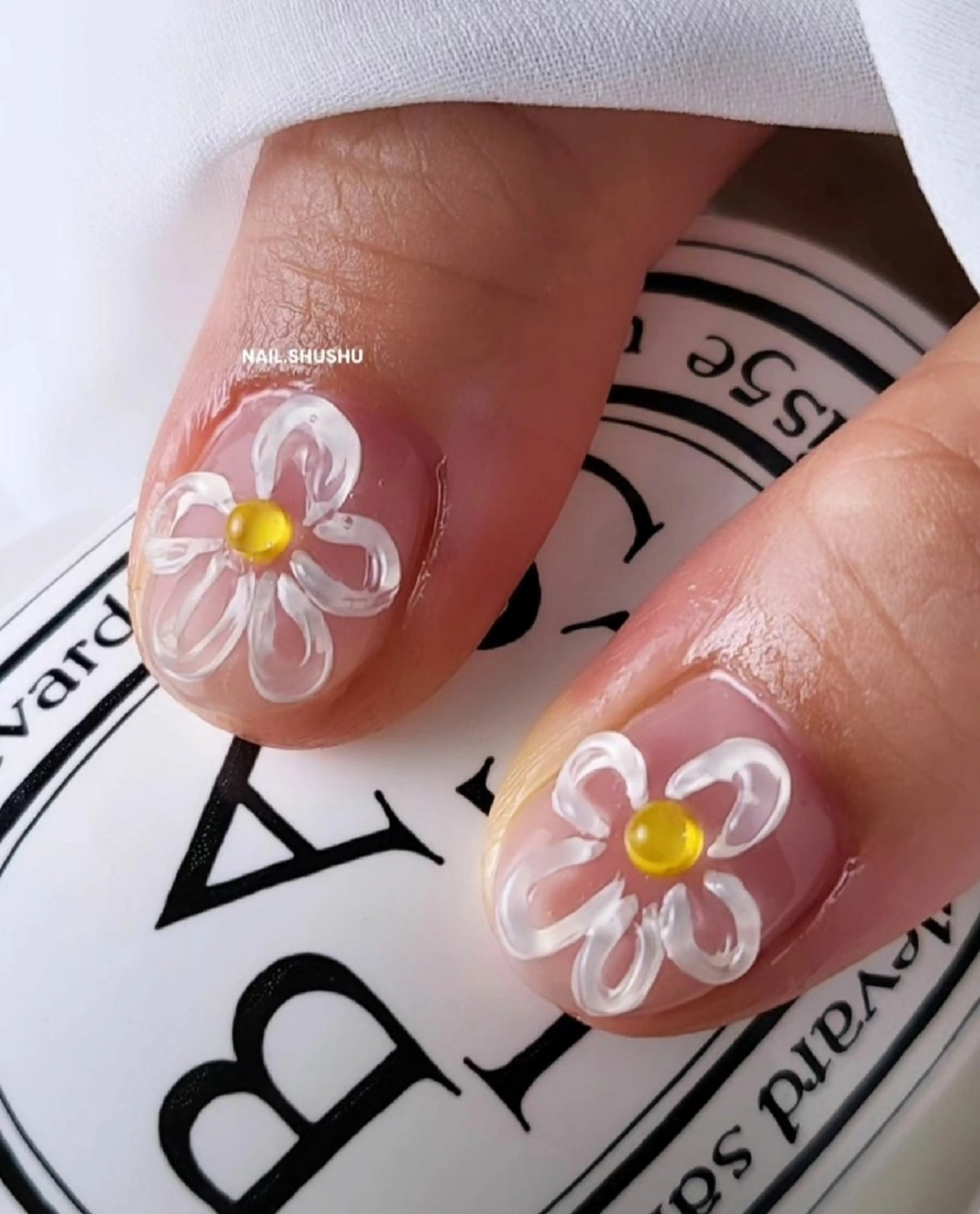 ネイル 持ち込み ニュアンスネイル ワンカラーネイル シンプルネイル ハンドネイル 3dパーツ/流行り 👧shushu❤️のネイルデザイン