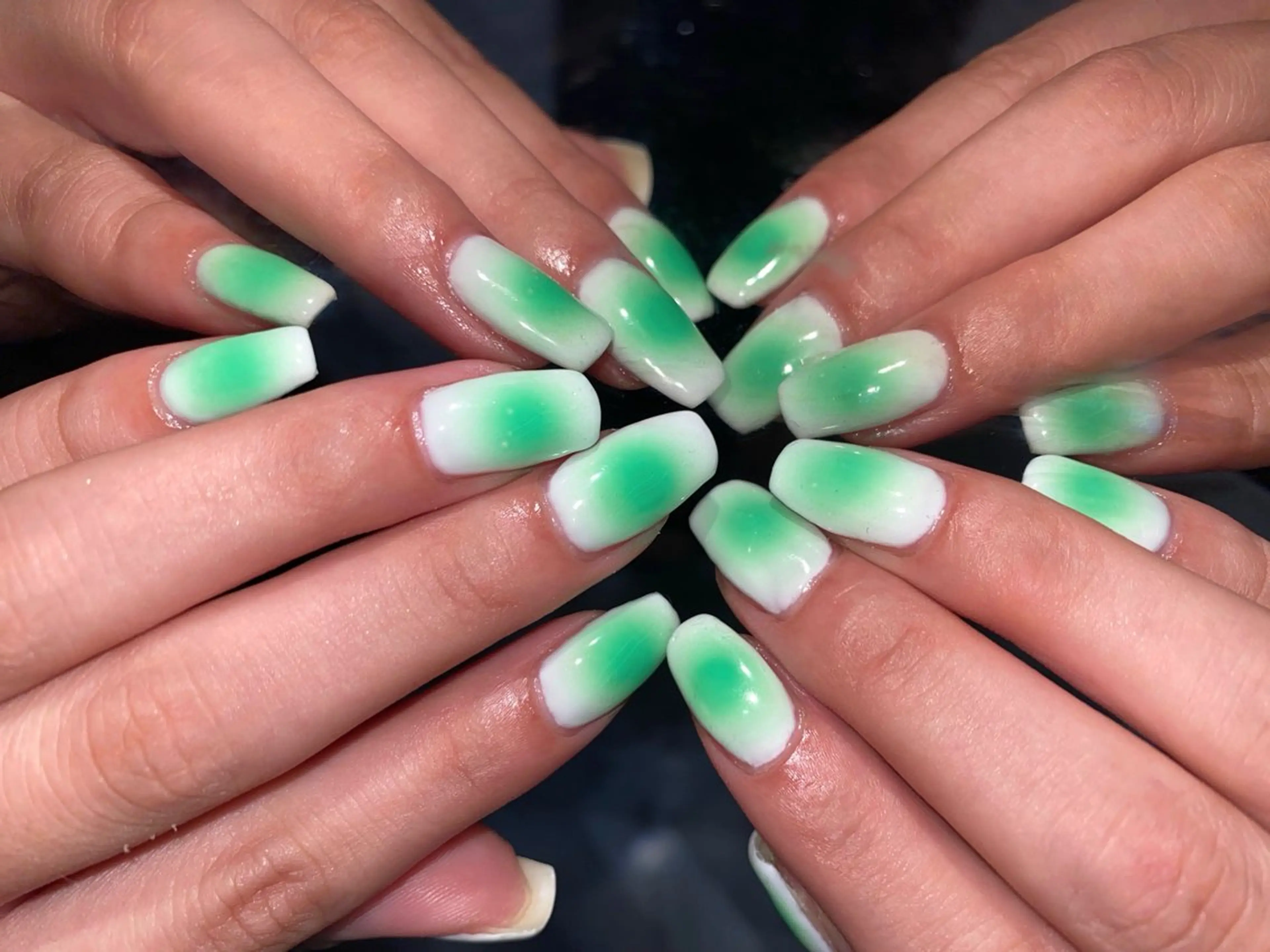 ネイル ハンドネイル ハンドケア カンナ【Y2Kネイル /コーンロウ】のネイルデザイン