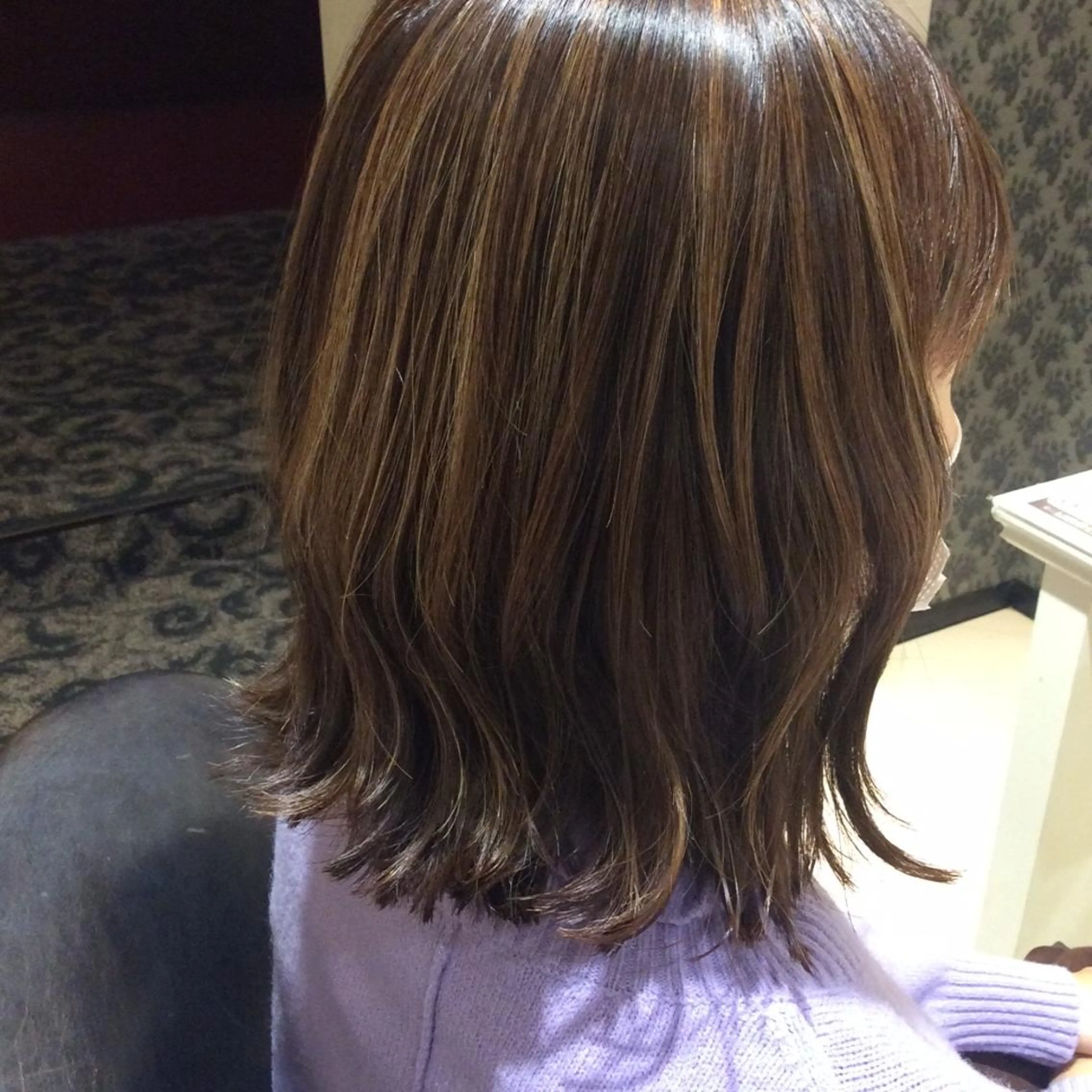 ミディアム カラー ハイライトカラー 外国人風カラー ハイライト ドゥワドフェパマル所属・畠村 美智子のヘアスタイル