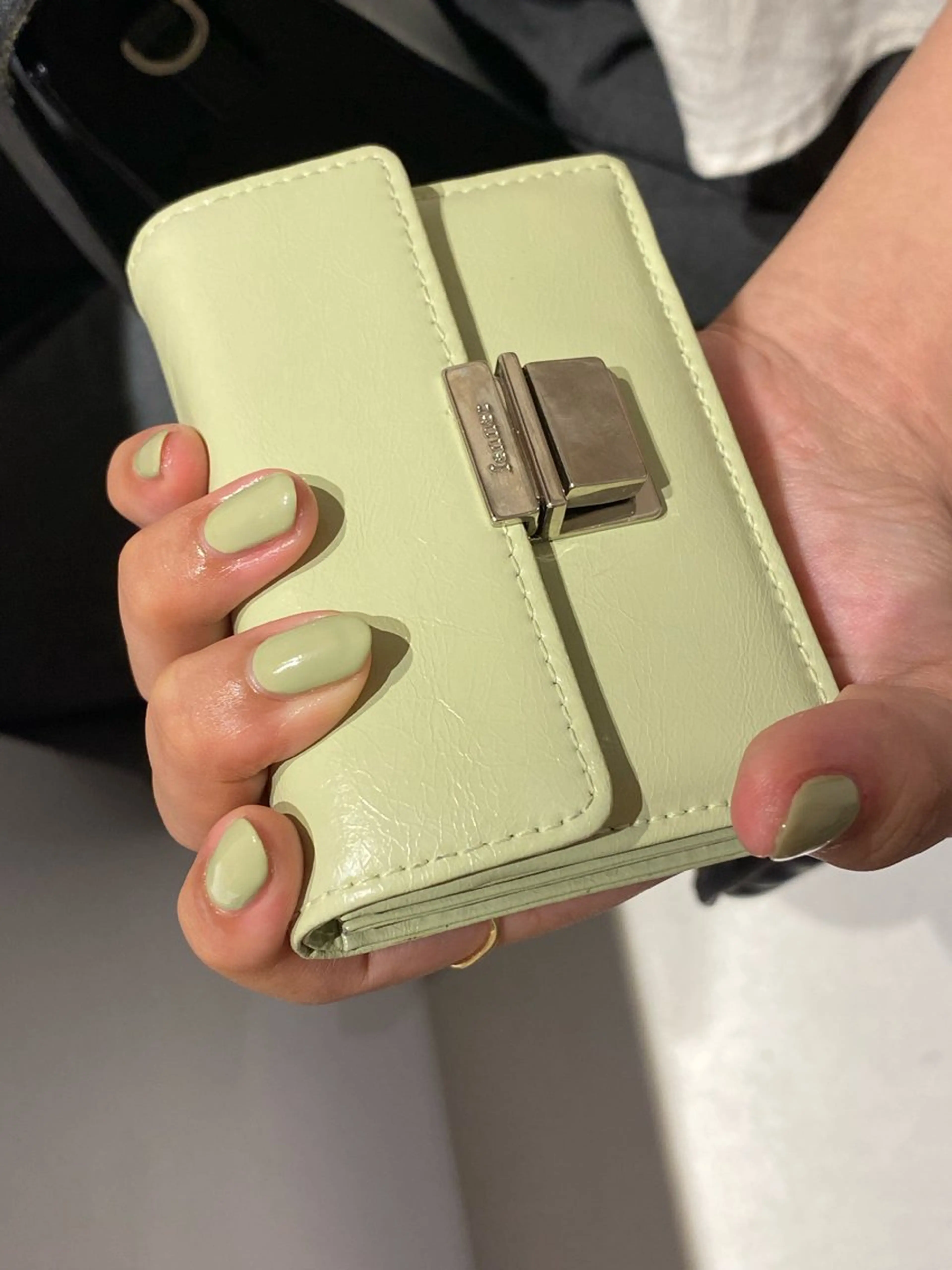 ネイル ワンカラーネイル ハンドネイル Ann. nail.tokyo所属・Ann nailのネイルデザイン