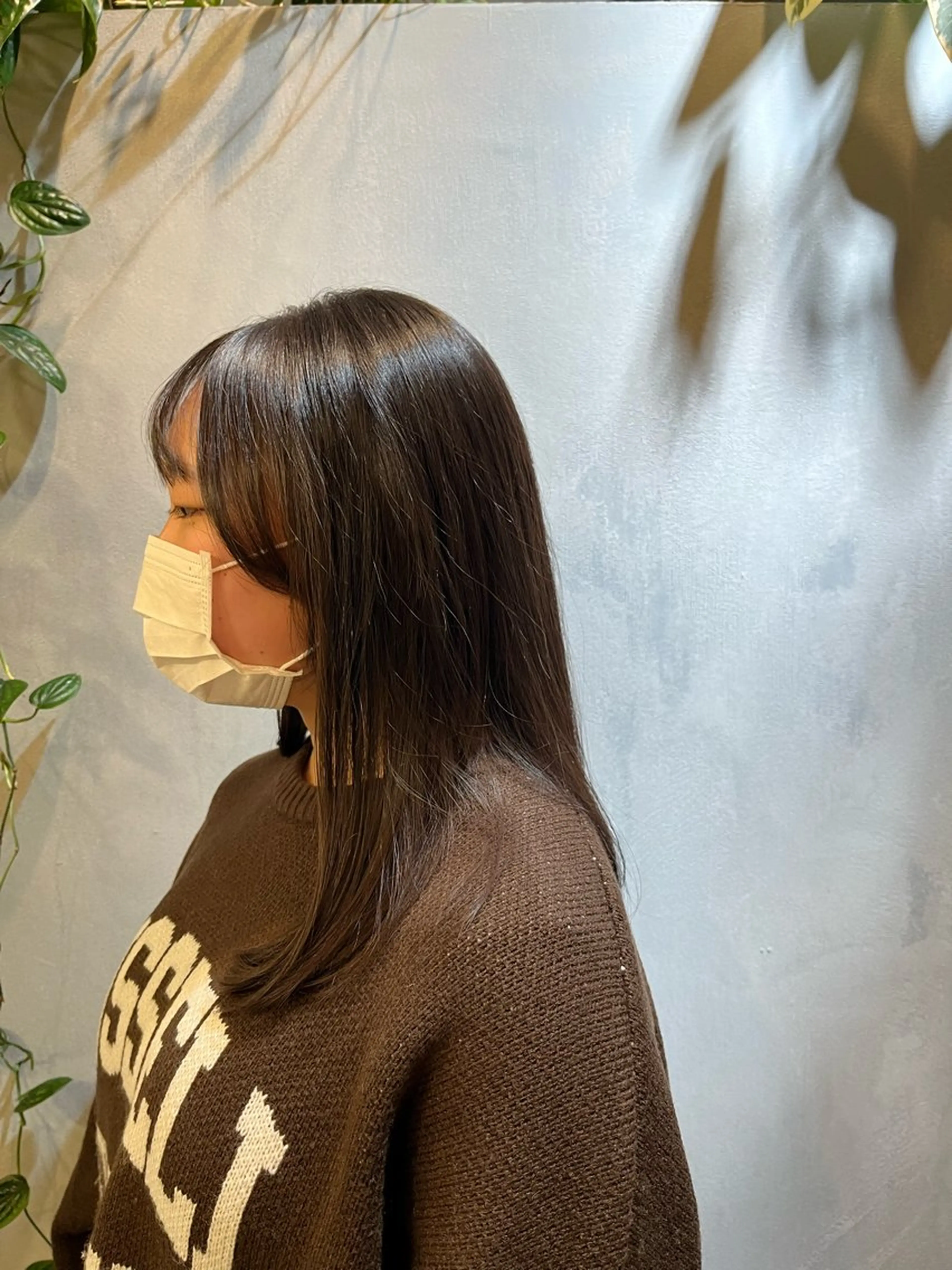 ロング おくれ毛 小顔カット カット CAMERA所属・井手 咲乃のヘアスタイル