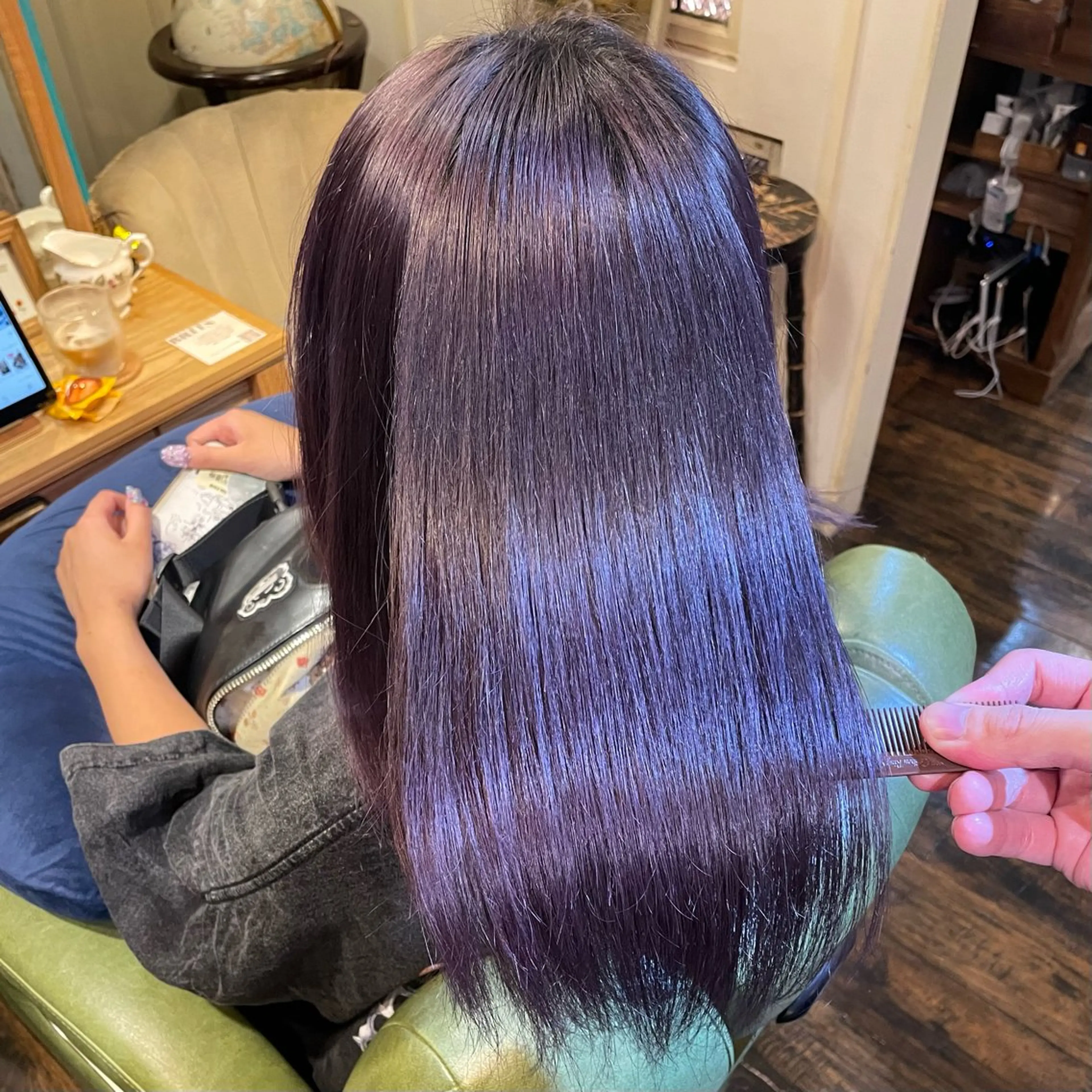 セミロング カラー トリートメント 飯田 実歩(じっぽ)のヘアスタイル