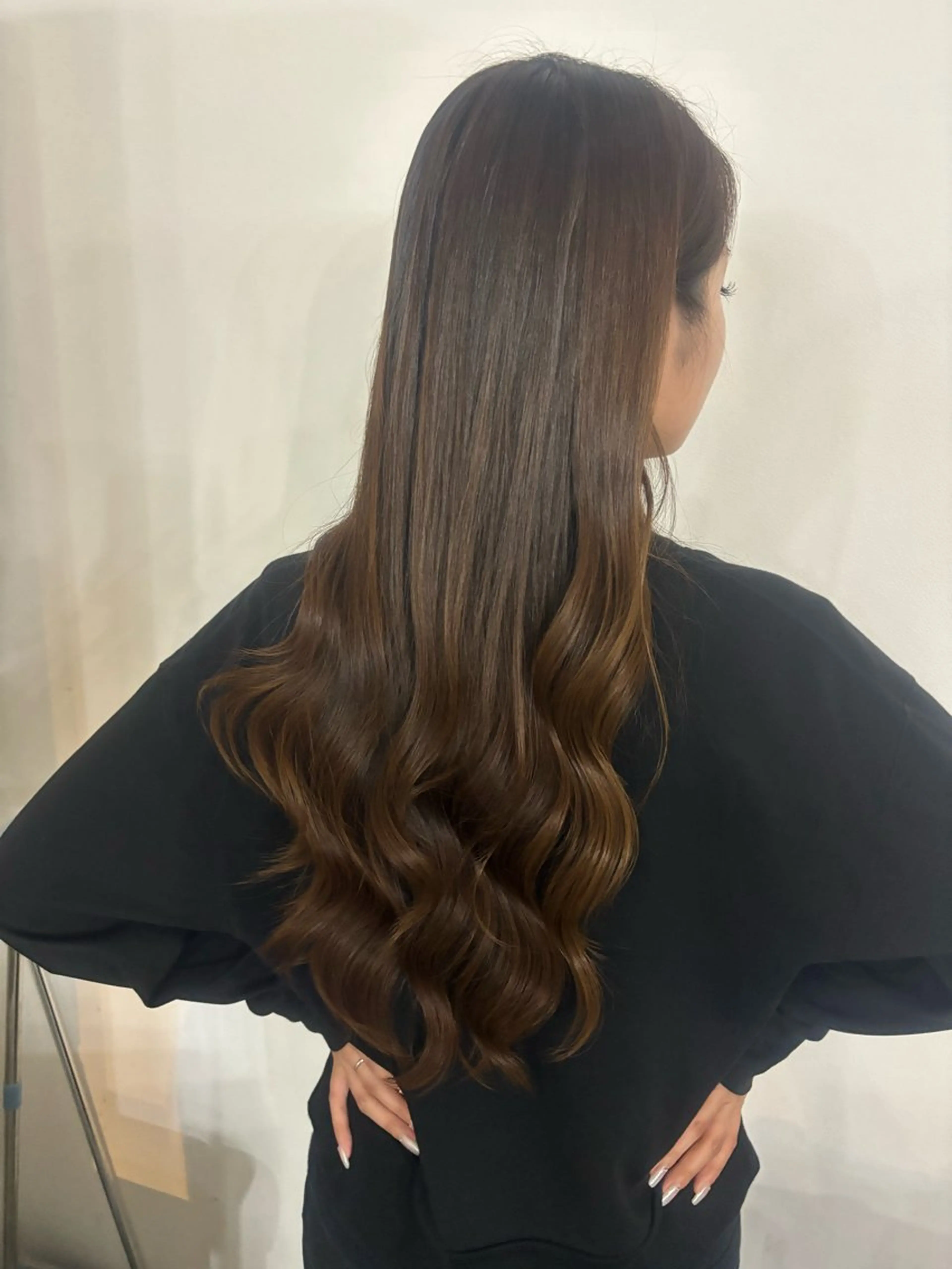 ロング ロング ヘアカラー 【ioe岡本】🐶 向井歩のヘアスタイル