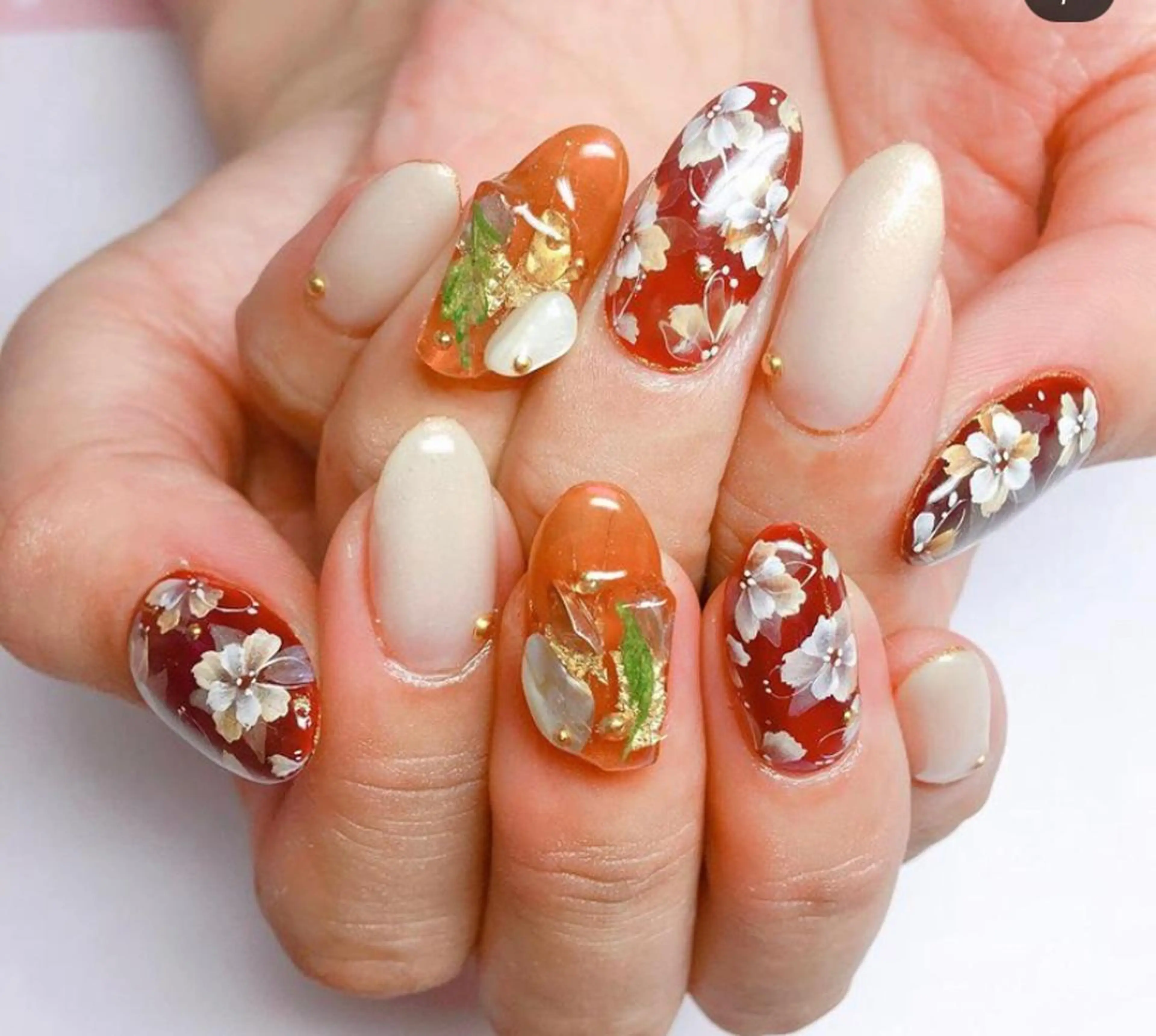 ネイル ハンドネイル JINI NAIL所属・ジニ ネイルのネイルデザイン