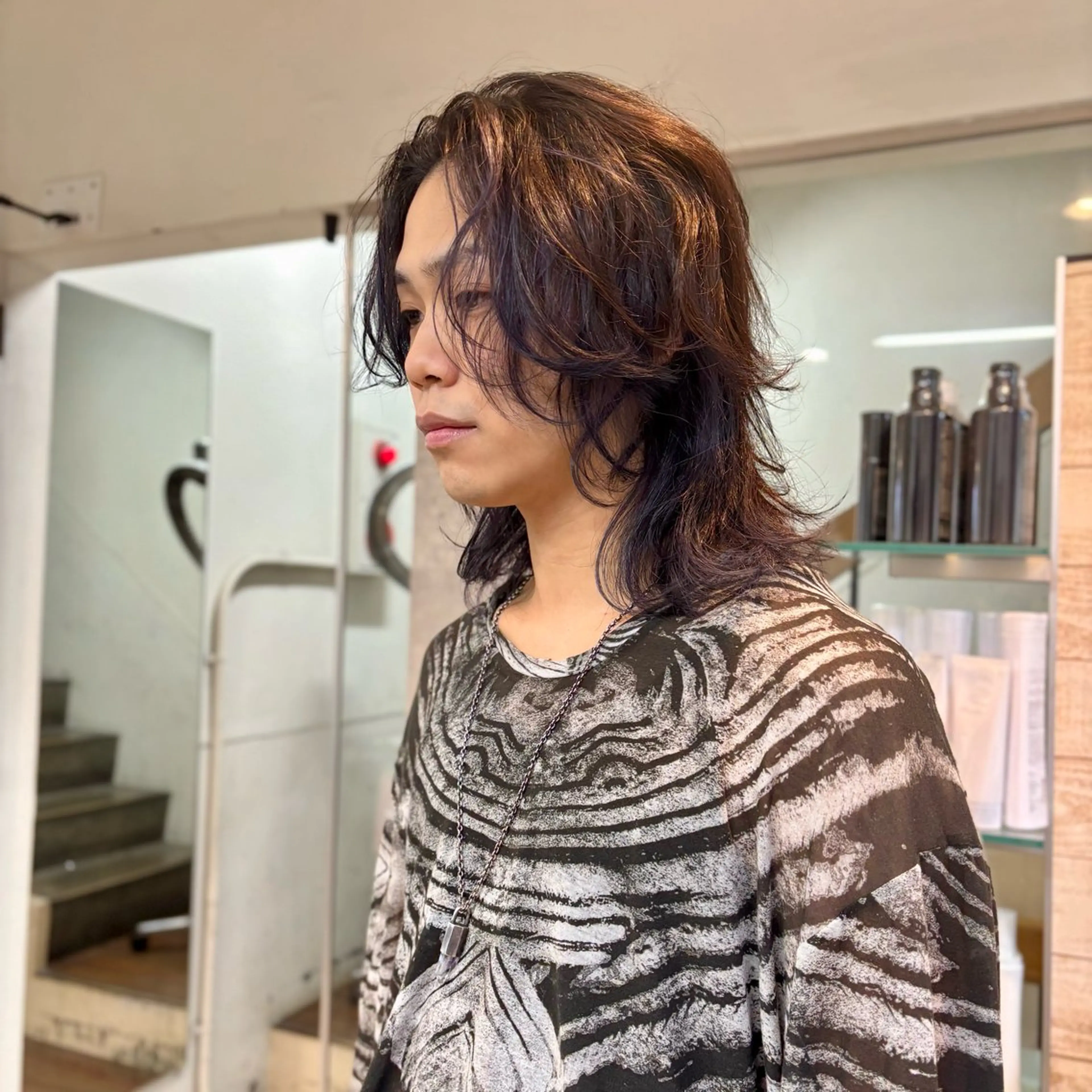 ミディアム メンズ メンズウルフカット ウルフカット 谷昂将　メンズ梅田 /パーマ/毛流れのヘアスタイル