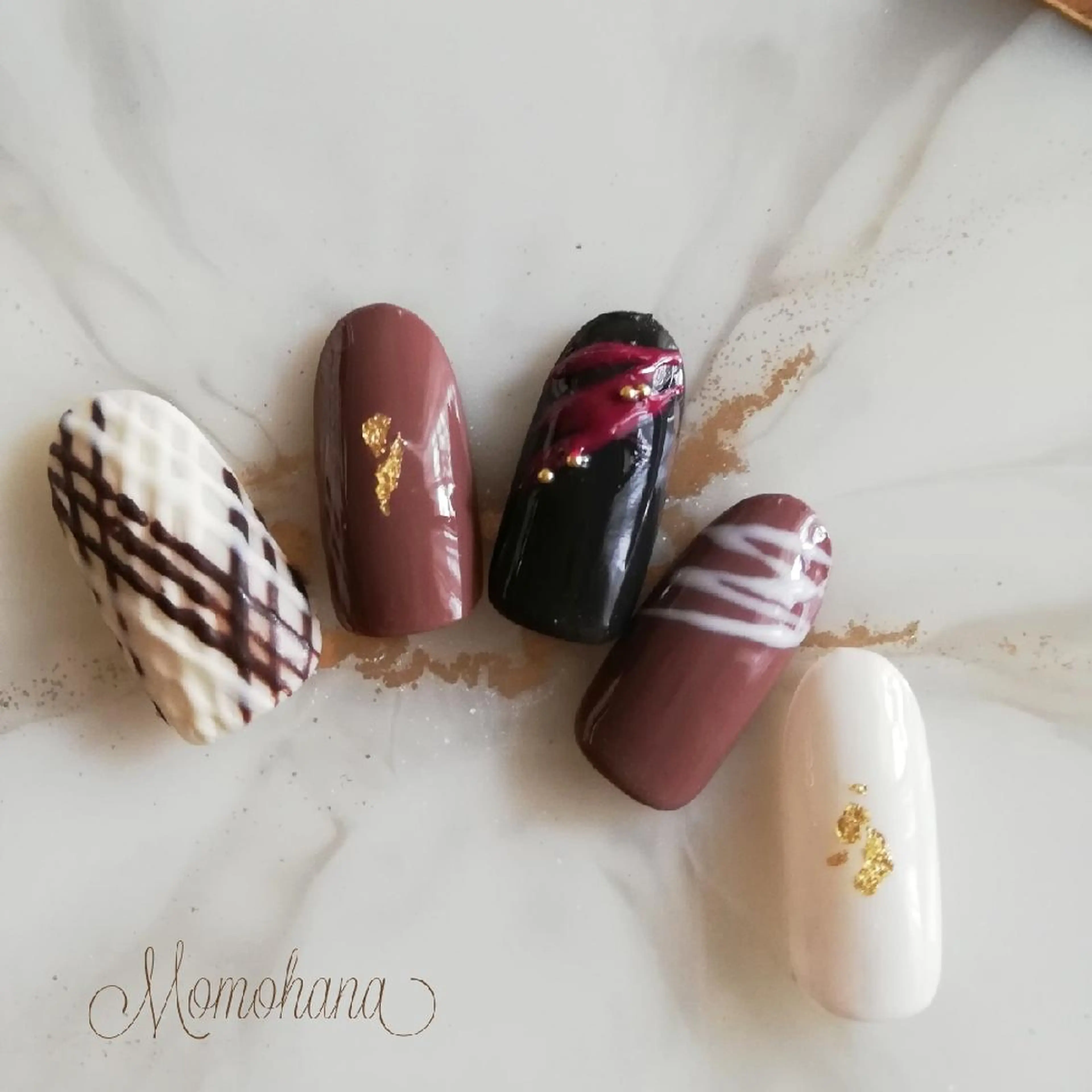 ネイル momohana  のネイルデザイン