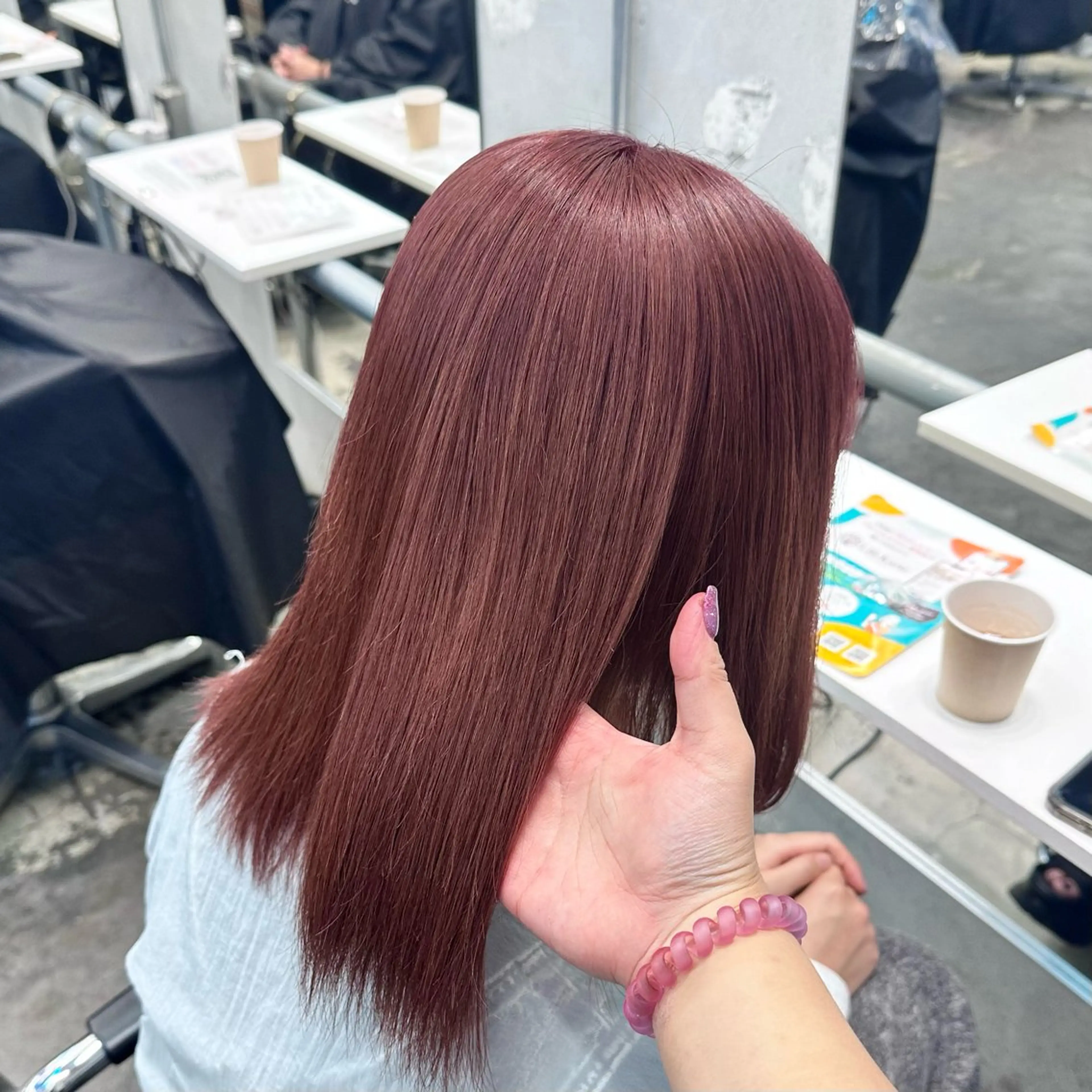 セミロング カラー ヘアアレンジ ブリーチ ピンクカラー 🥀モテ暖色× エクステ🥀あかりのヘアスタイル