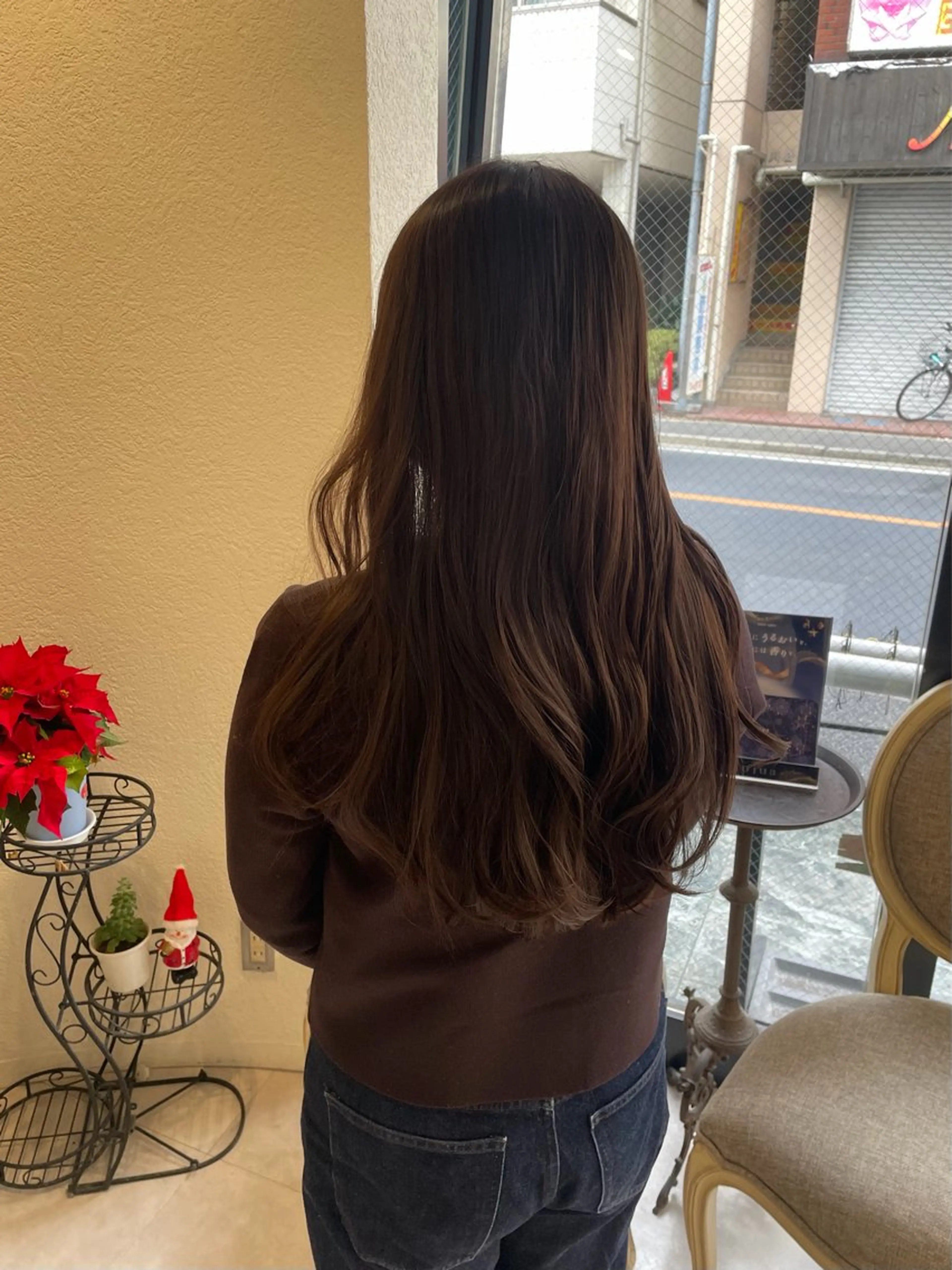 ロング レイヤーカット カット ヘアカラー トリートメント 吉川沙知 /ナチュラルカラーのヘアスタイル