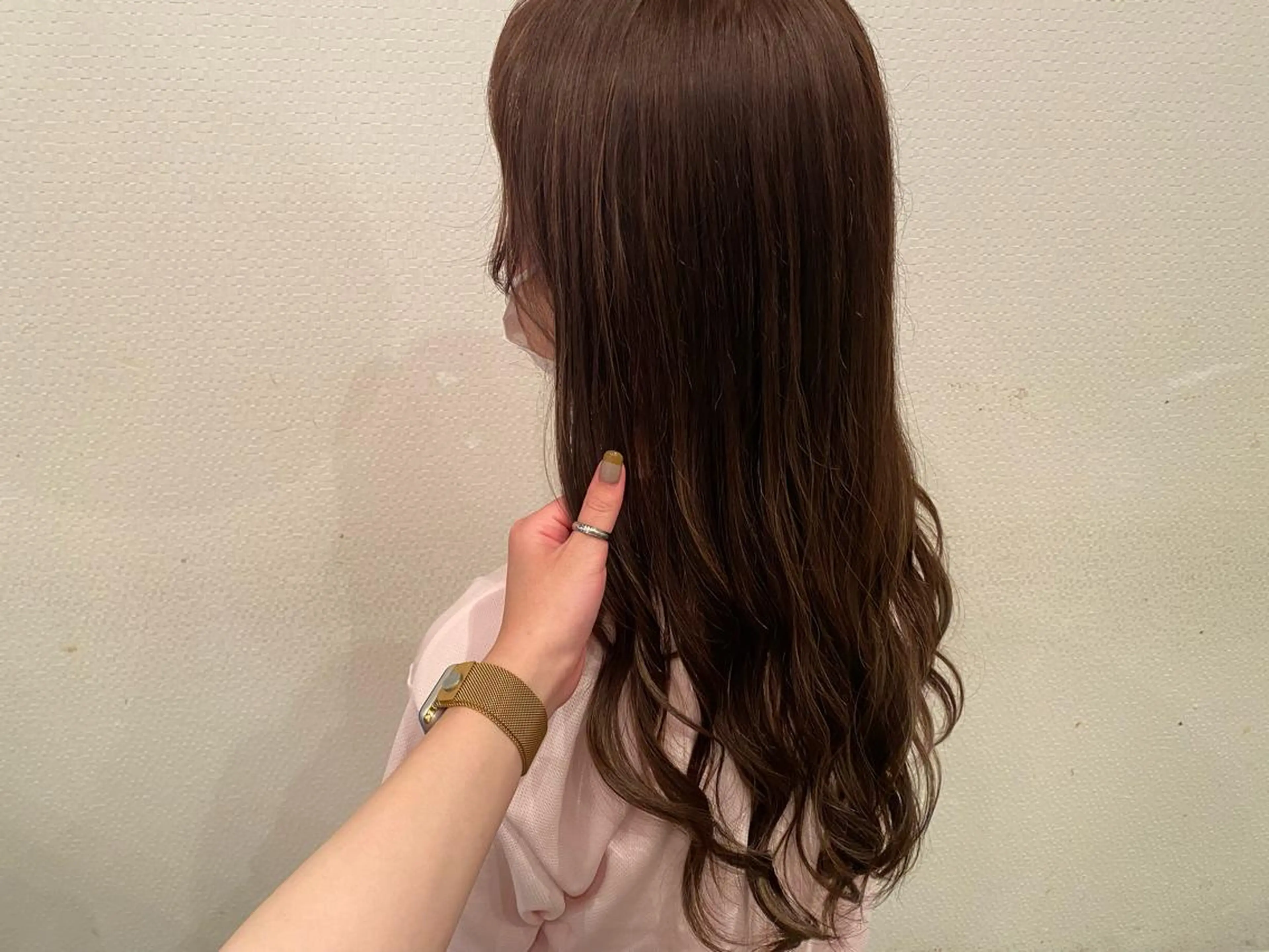 ロング あずま みゆのヘアスタイル