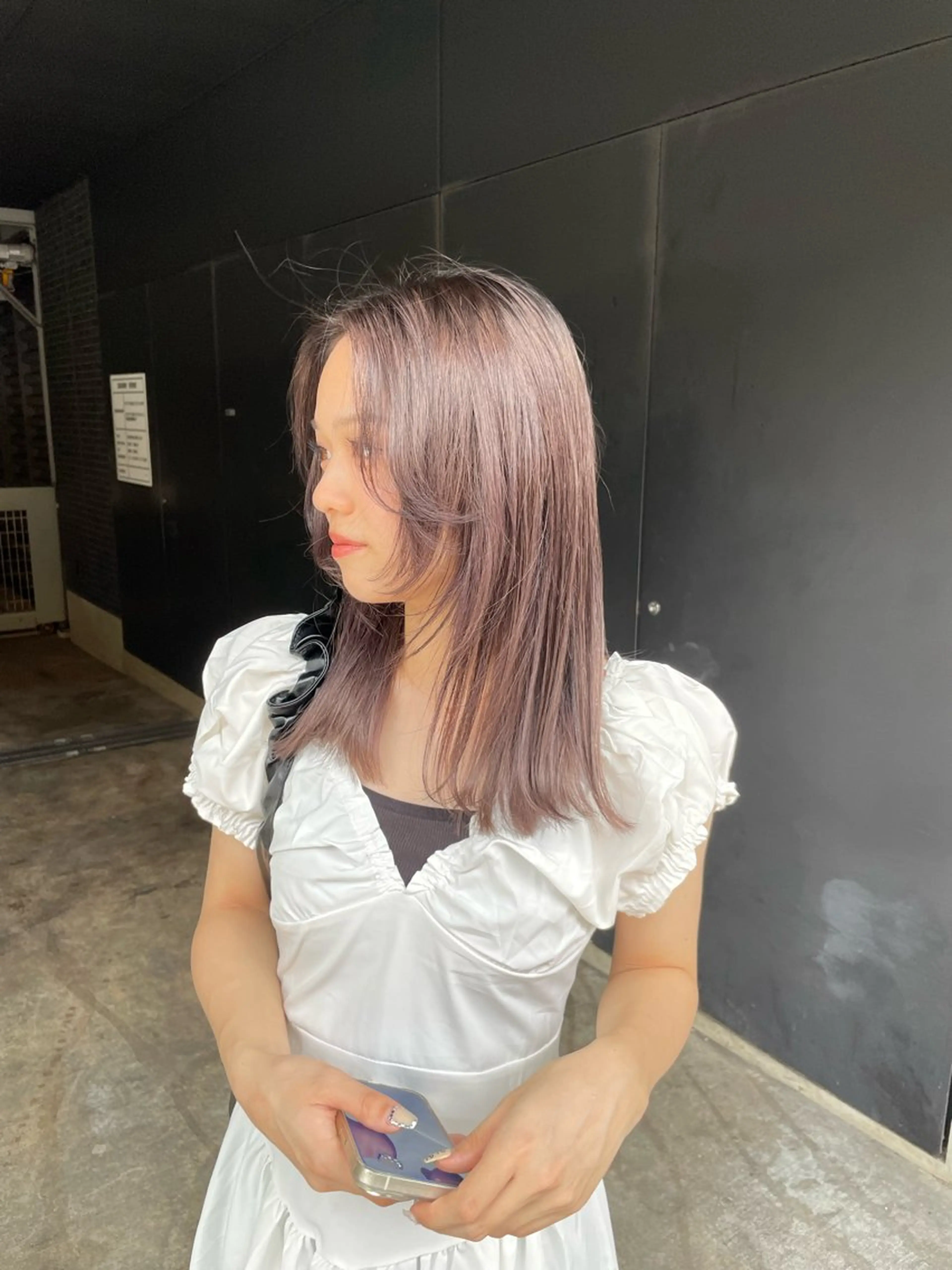 セミロング akane .のヘアスタイル