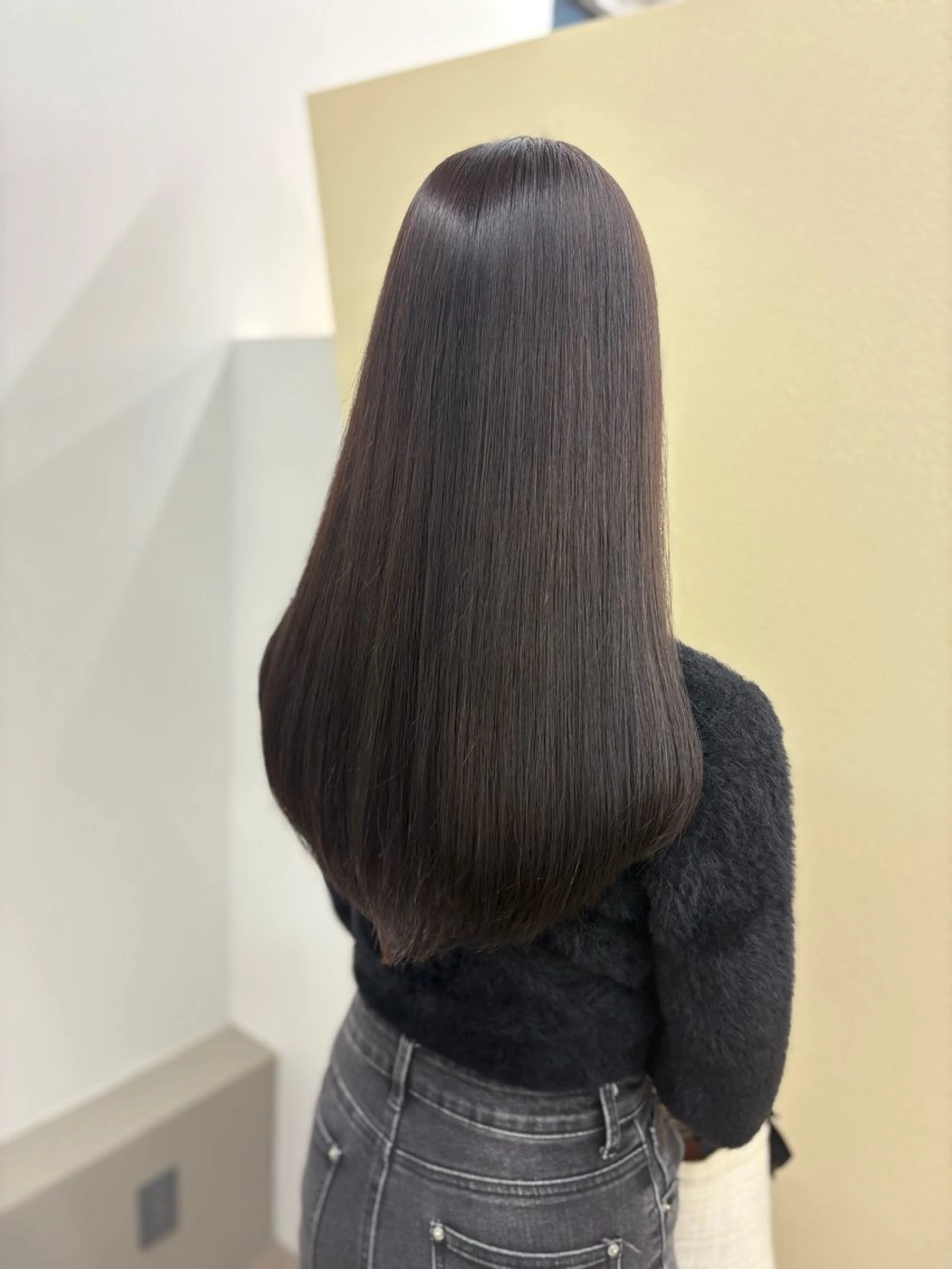 ロング 縮毛矯正 トリートメント ubu share salon所属・鈴村緋女／ヘアセット ／耳ツボジュエリーのその他イメージ