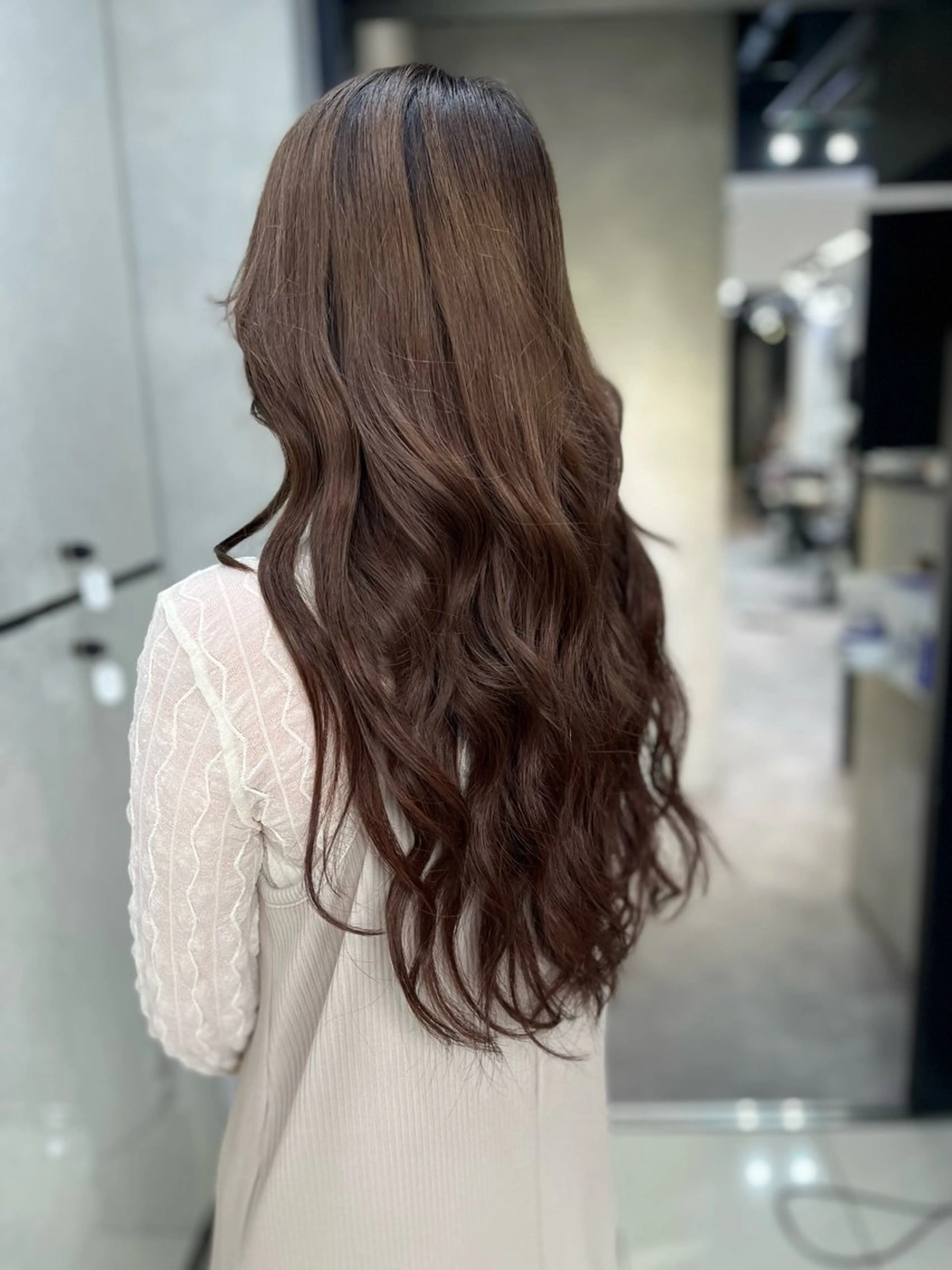 ミディアム 濱川響太レディース カットモデルのヘアスタイル