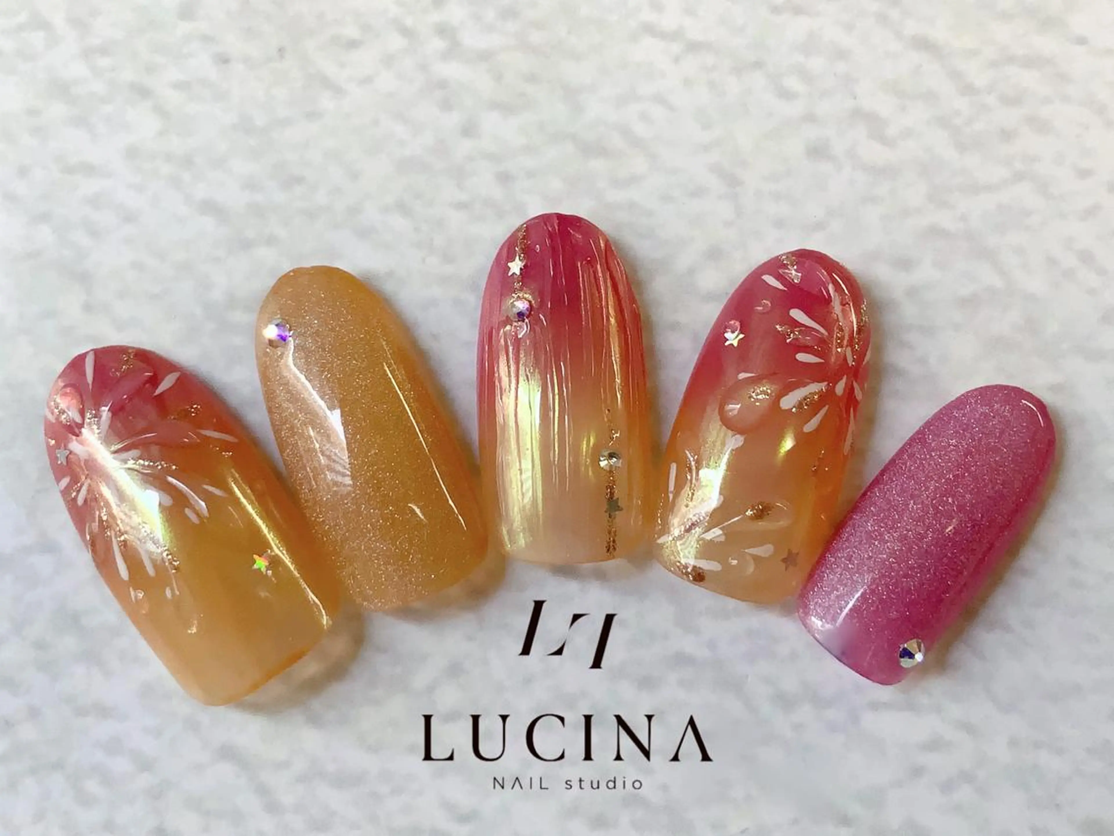 ネイル クリアネイル 長さ出し フットネイル フレンチネイル ジェルネイル ハンドネイル 新橋 ルキナ スタッフのネイルデザイン