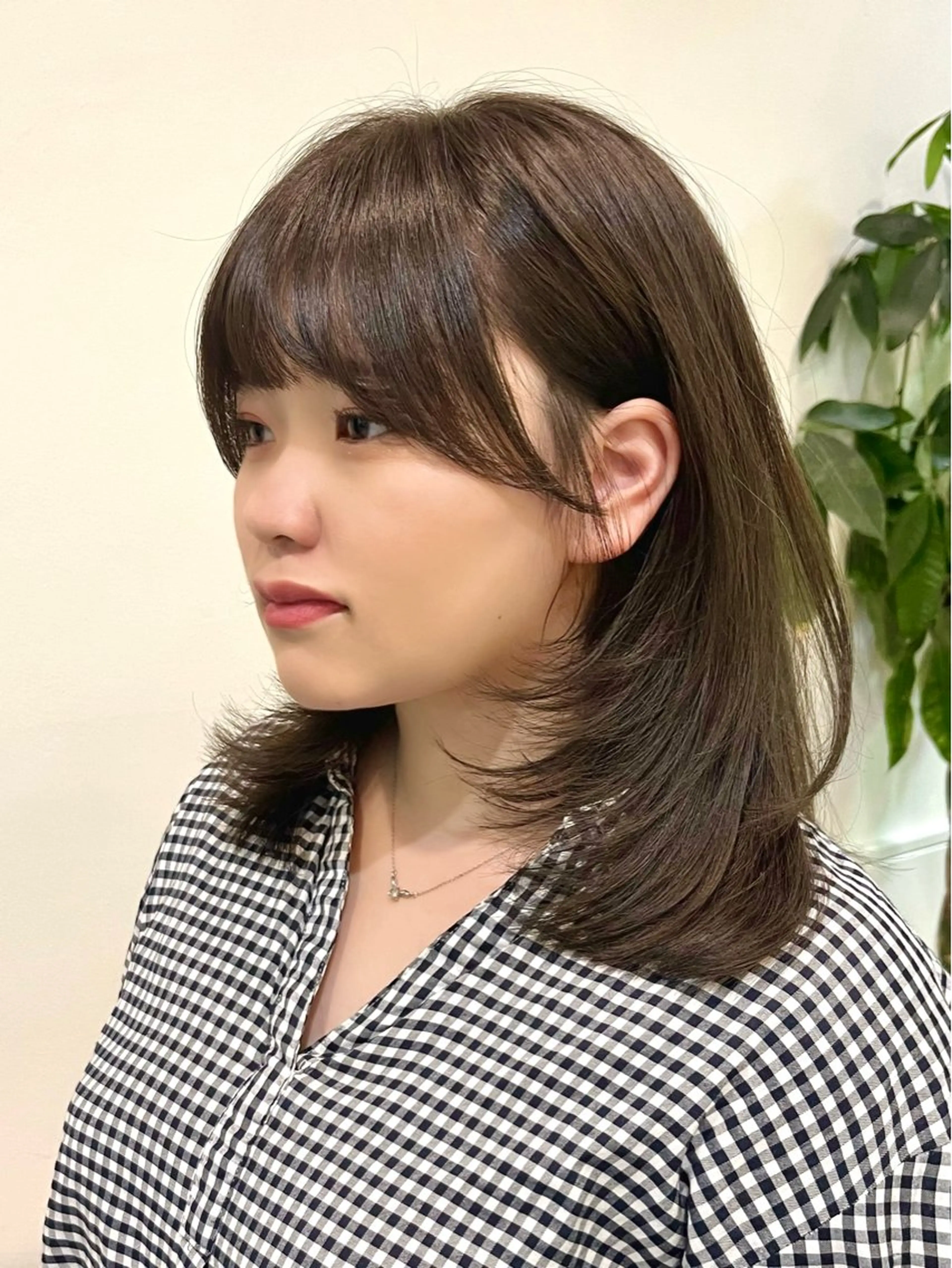 ミディアム くせ毛 髪質改善 韓国風ヘア レイヤーカット 小顔カット カット i.Ehime所属・VIEW EHIME 齋藤  あつきのヘアスタイル