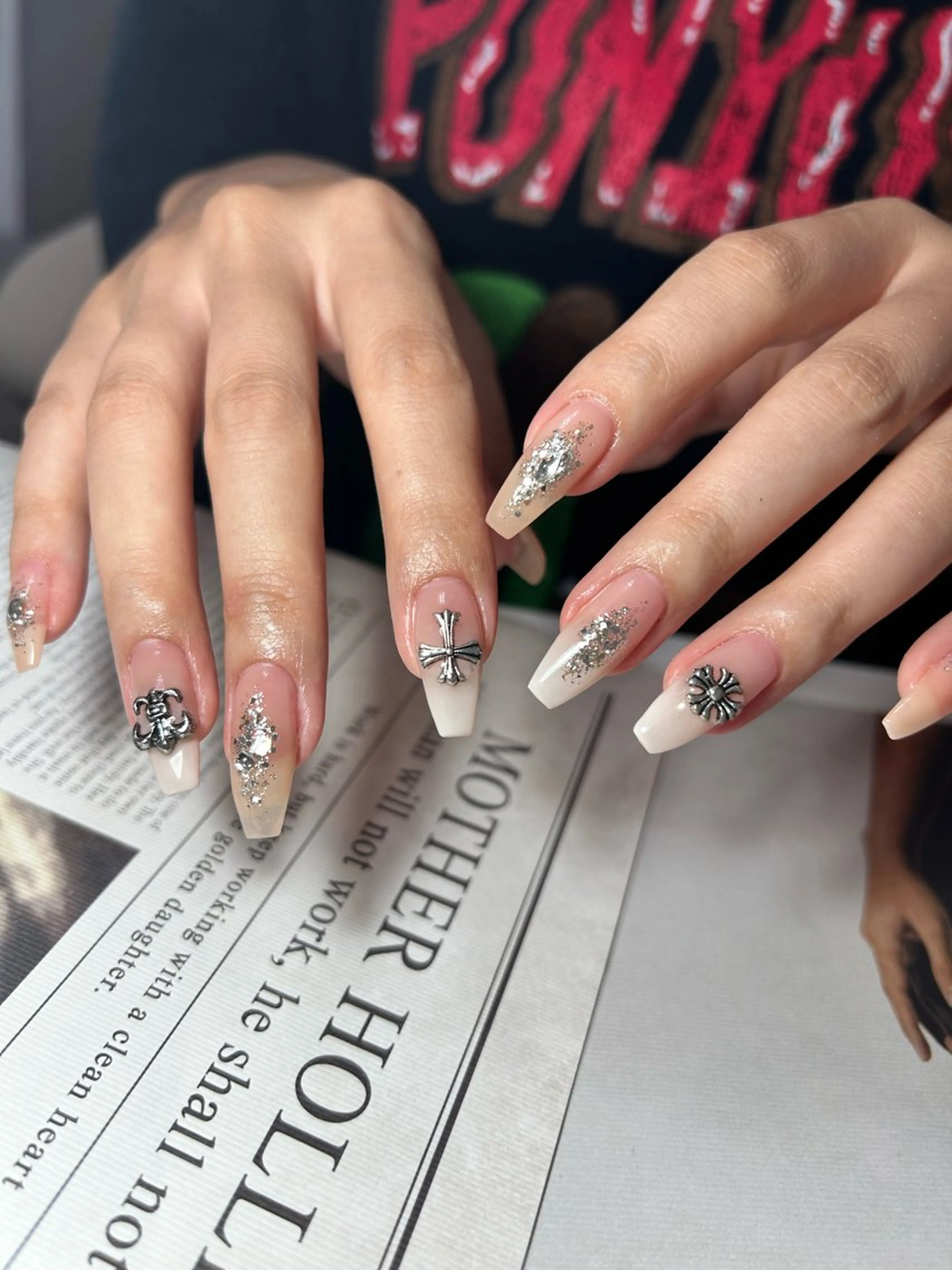 ネイル ハンドネイル nailroom‪ sb‪‪𓈒𓂂𓏸のネイルデザイン