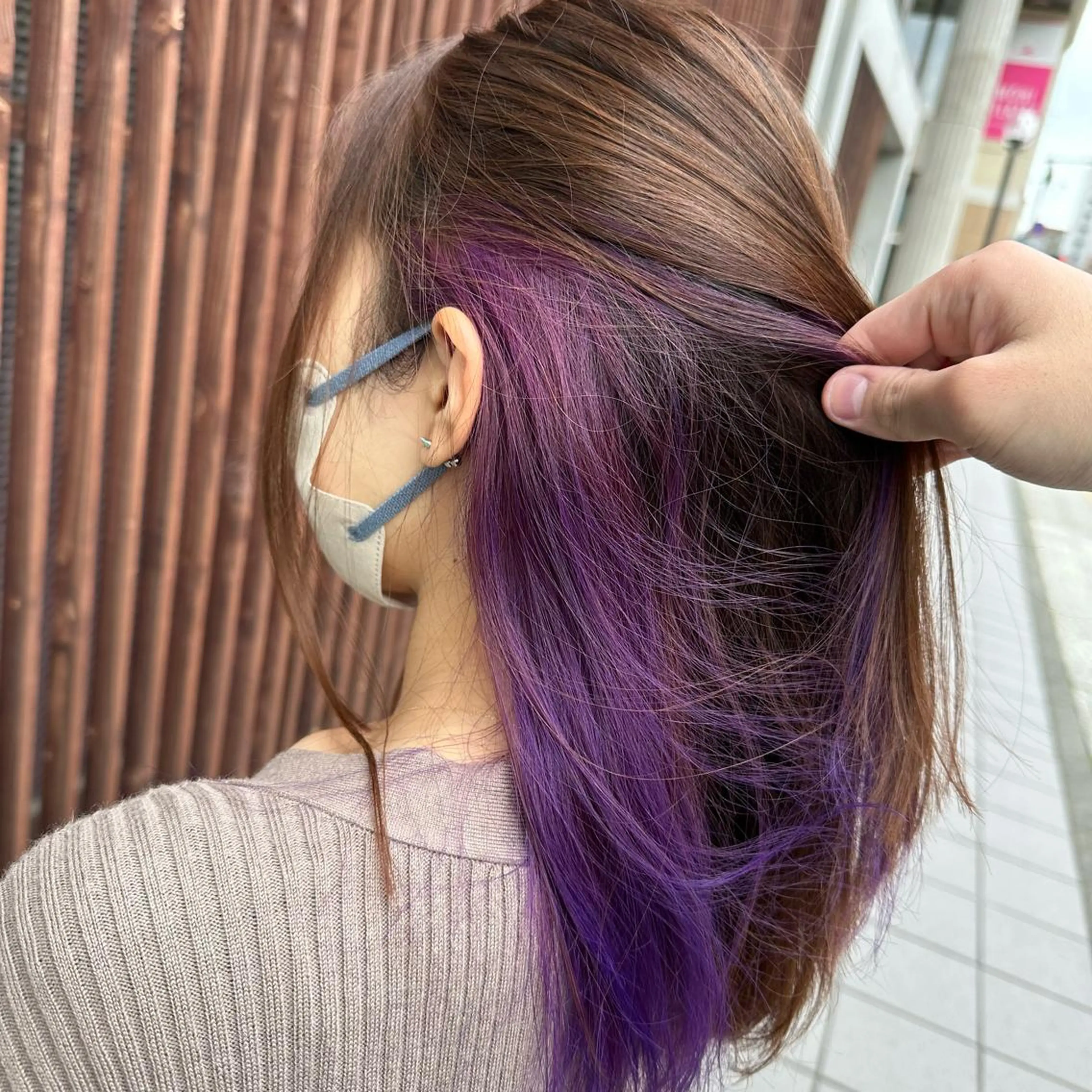 セミロング カラー ブリーチ カット ヘアカラー インナーカラー指名 No.1菊池柊真のヘアスタイル