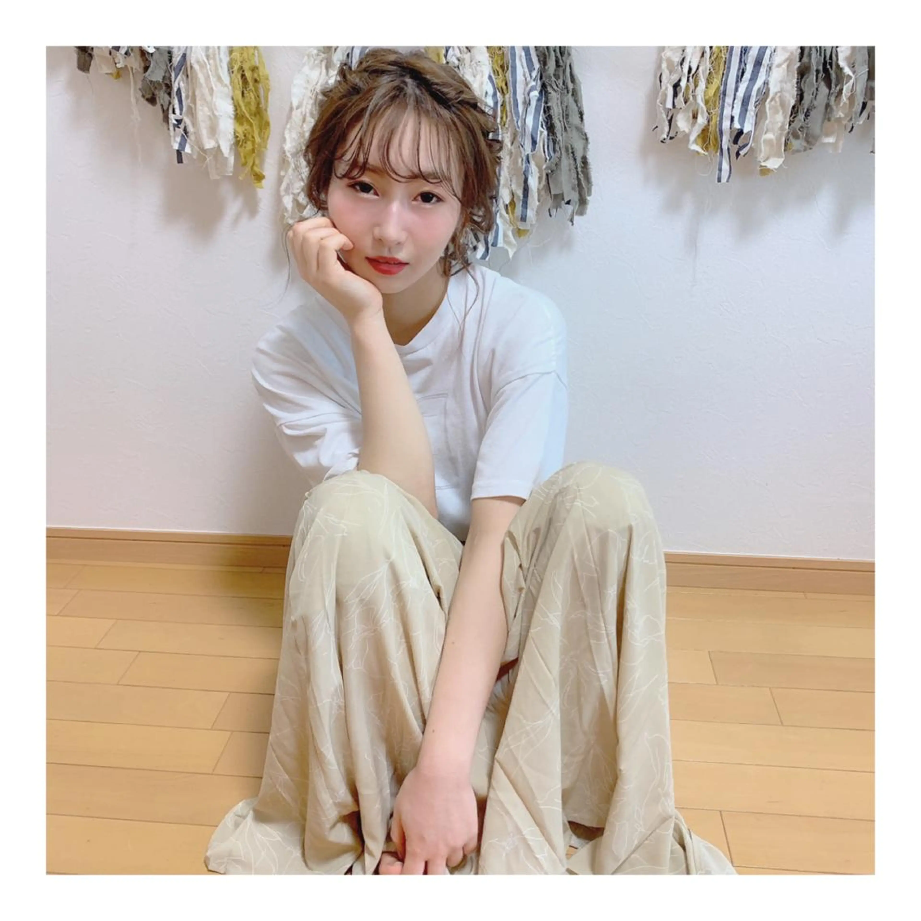 ミディアム ヘアアレンジ ヘアアンドメイクムタ 新居のヘアスタイル